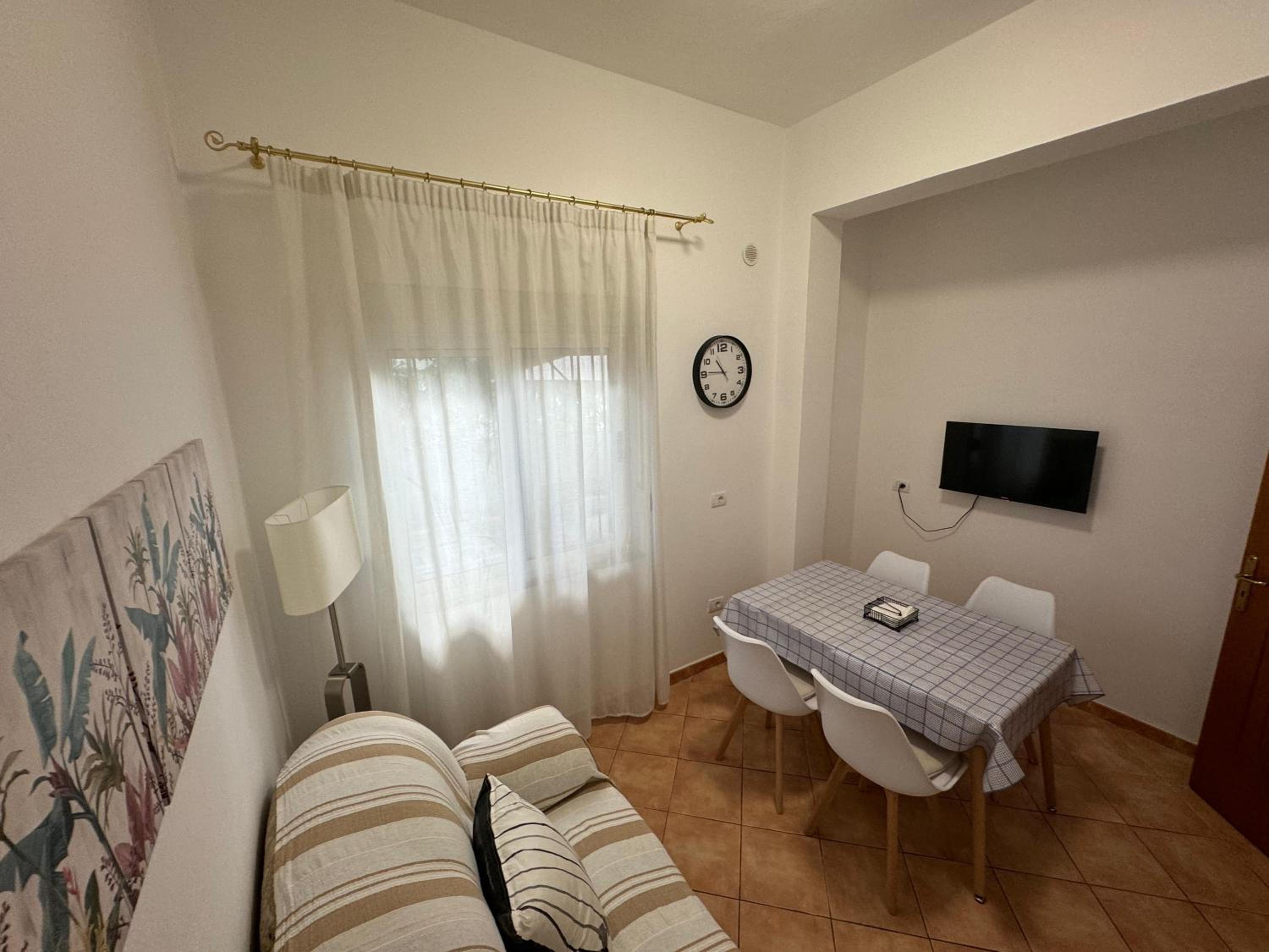 Edlira Apartments