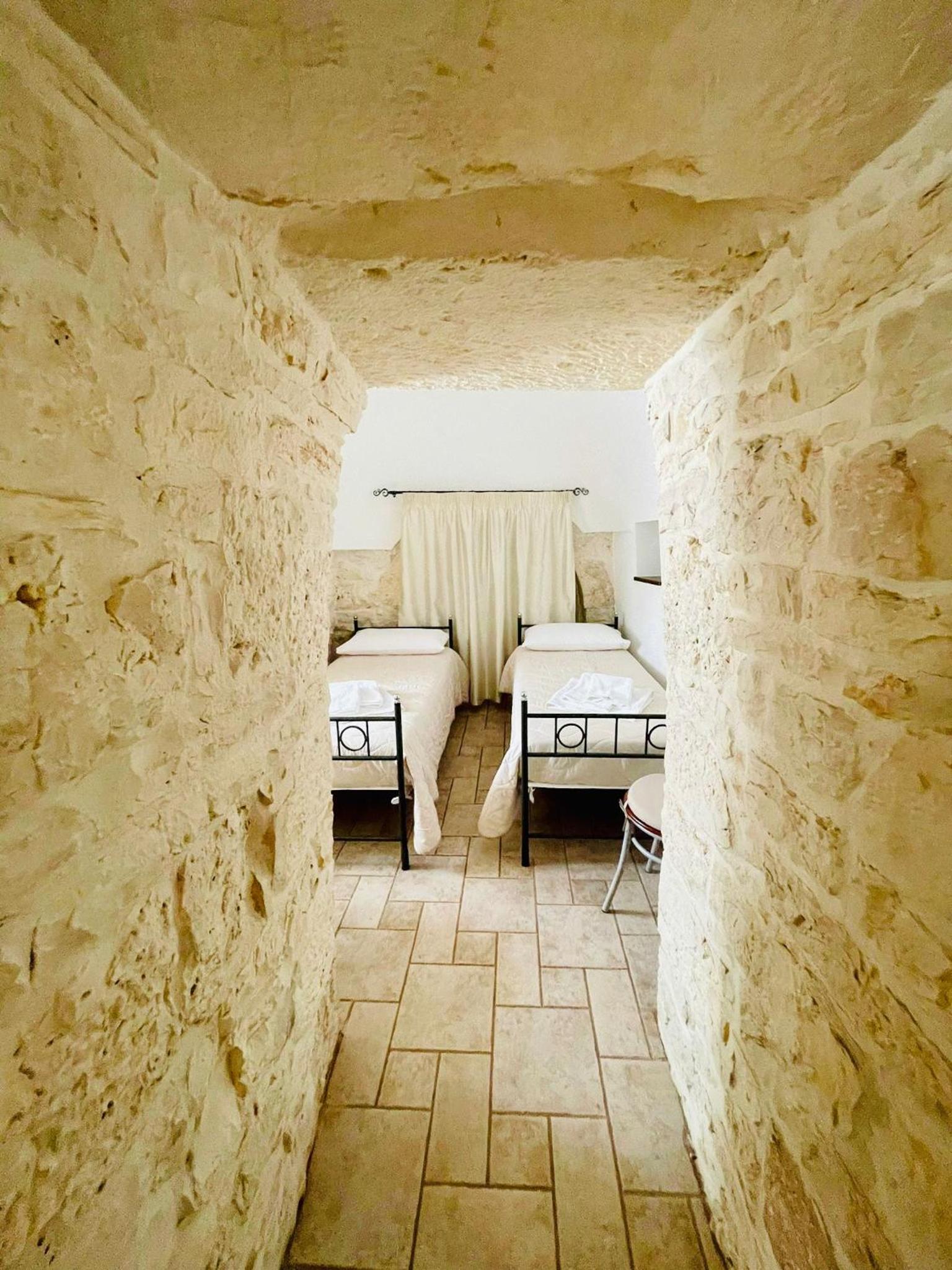 Trulli Ada