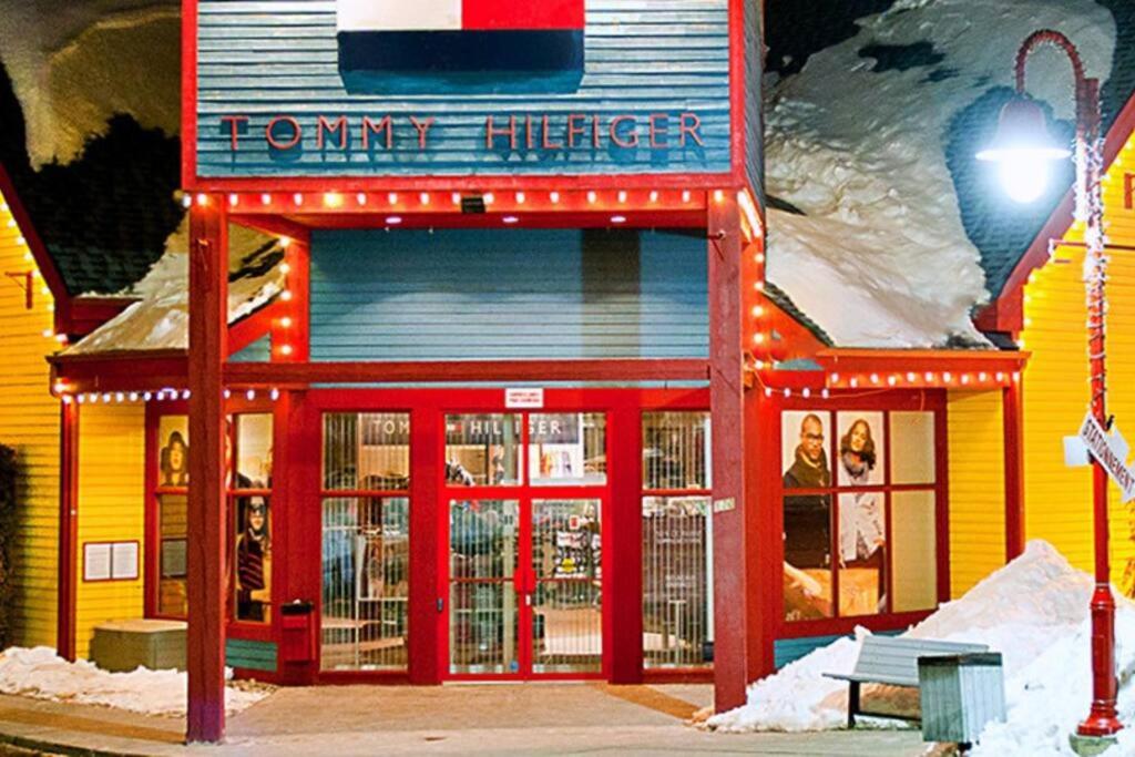 Cozy Loft in the Heart of St-Sauveur Village!