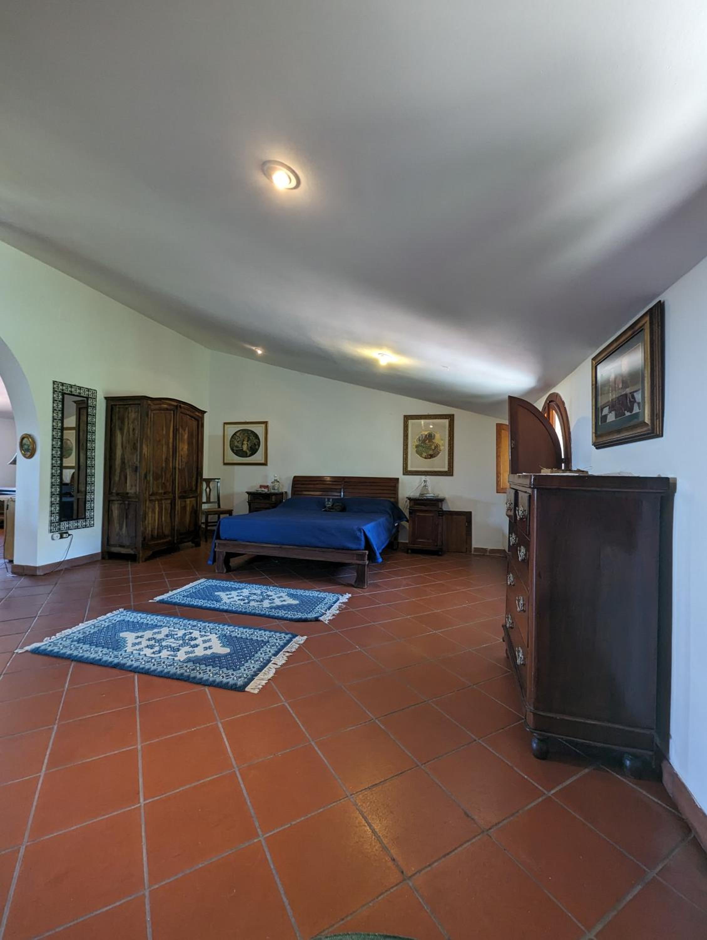 Samur - Attic view 3