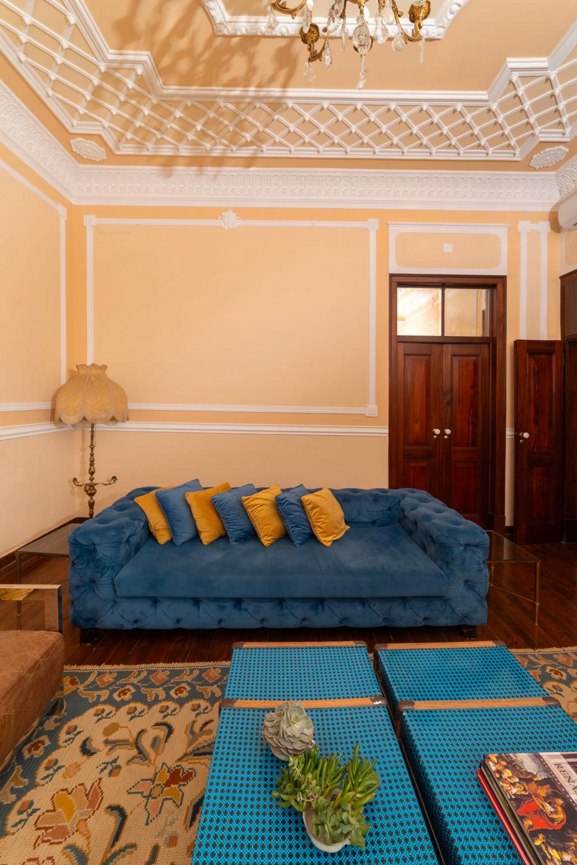 Casa das Amendoeiras