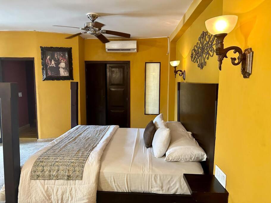 Mansión con suites, piscina, jacuzzi y rooftop