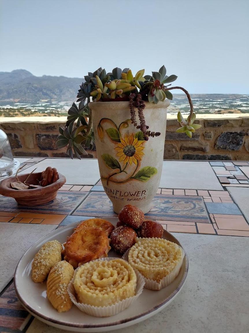 Evenos Stone Villa photo 4