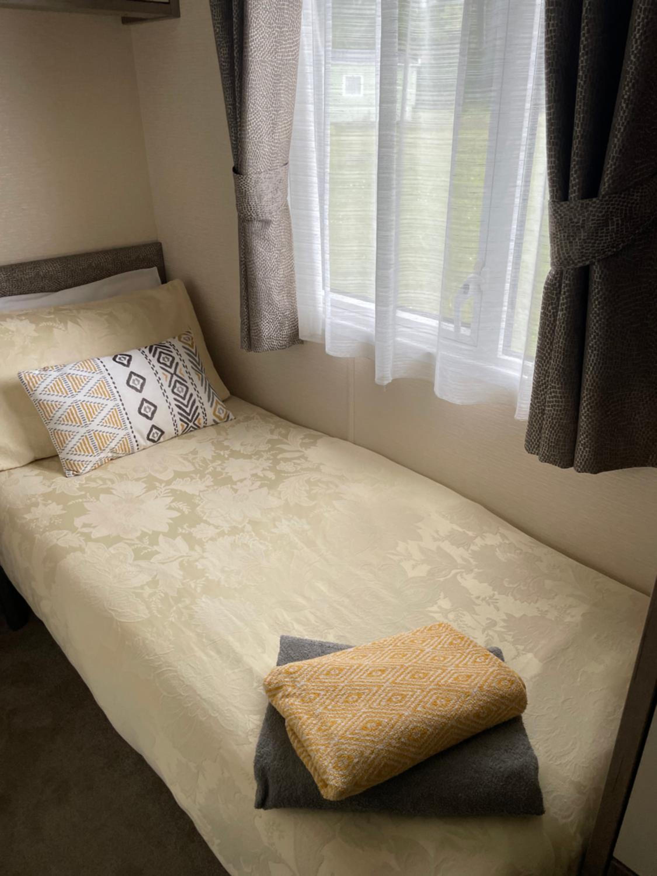 lake view staycations view 4