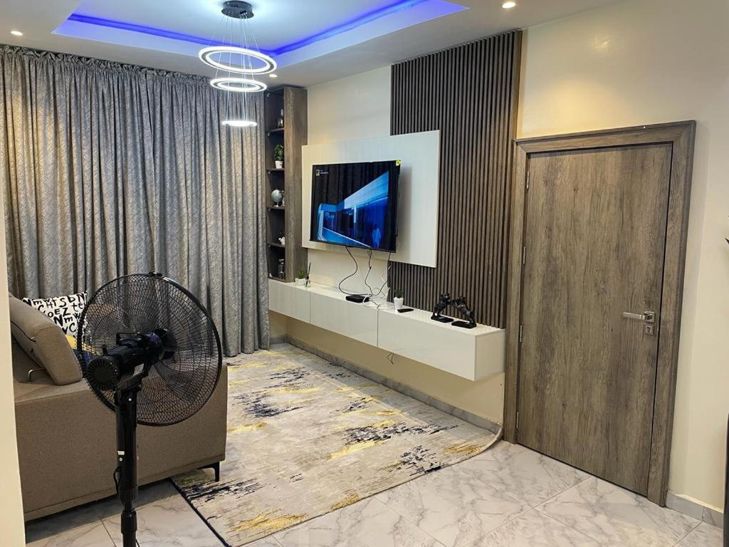 DMayors Apartments view 3