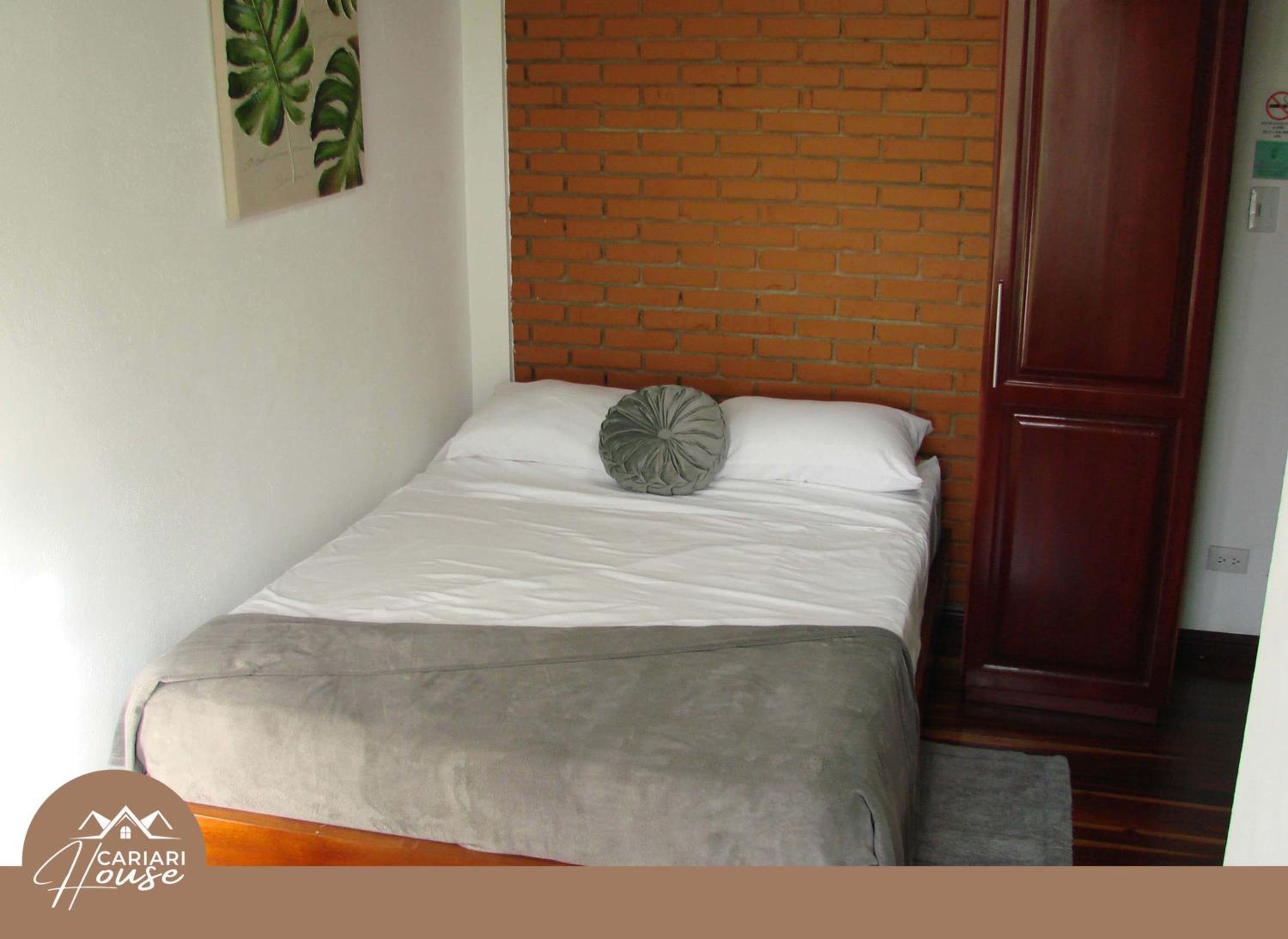 Private rooms, 10 min from SJO Airport