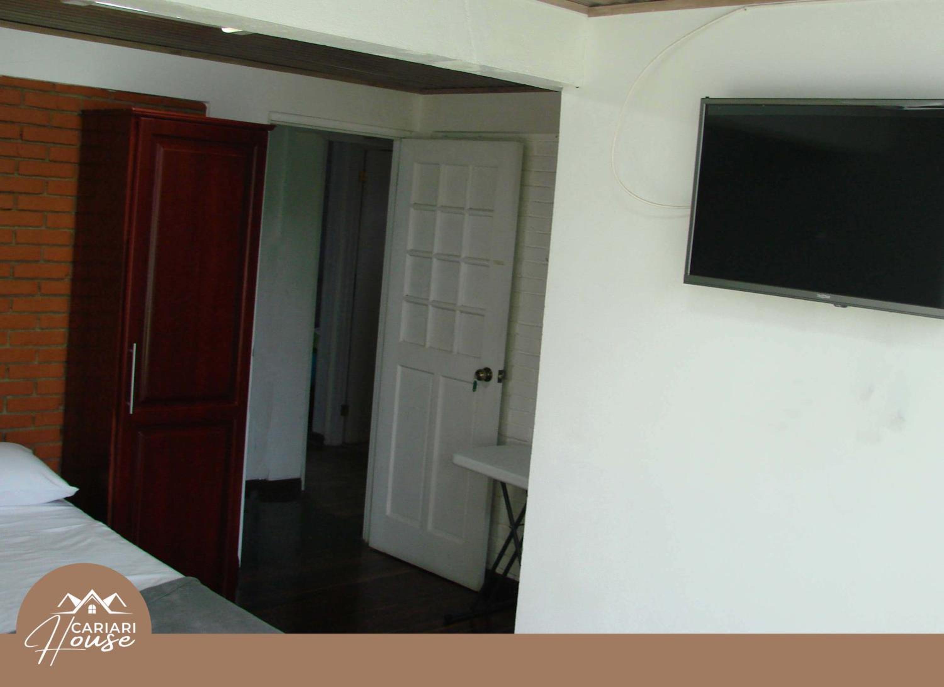 Private rooms, 10 min from SJO Airport
