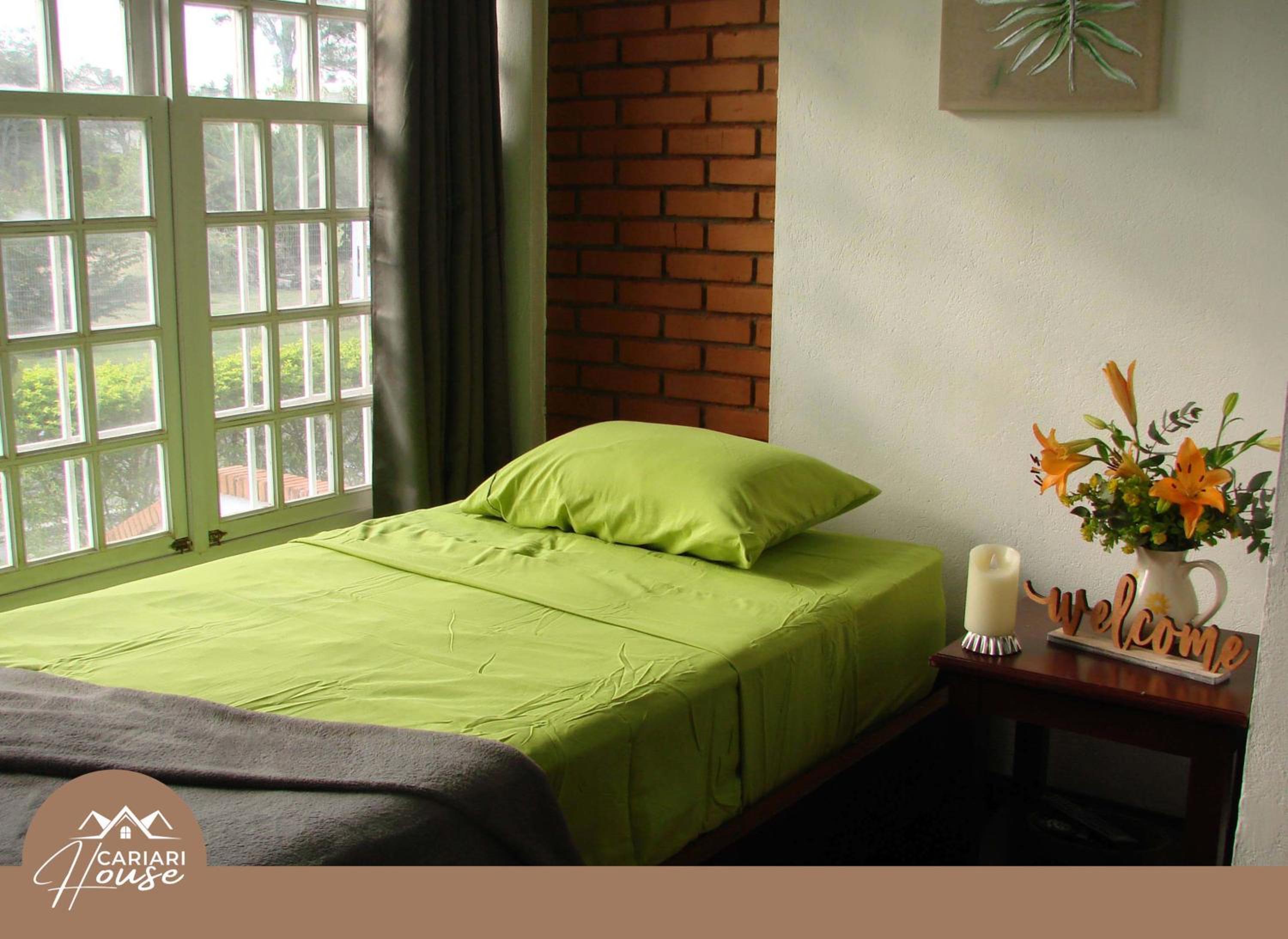 Private rooms, 10 min from SJO Airport