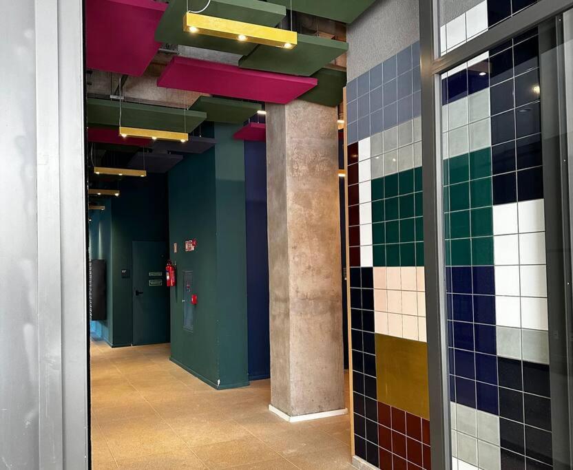 Studio Nova República piscina, academia, metrô!
