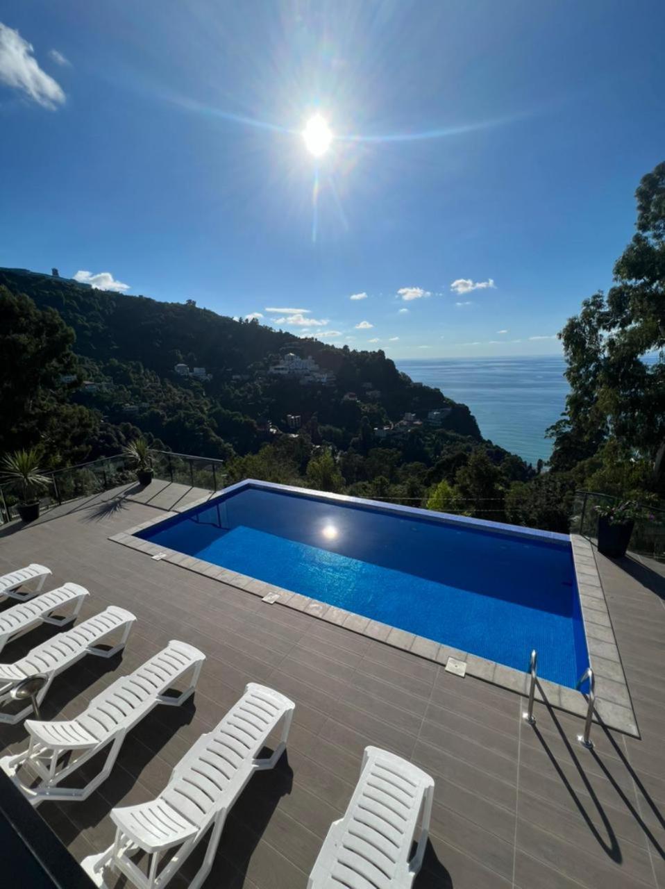 Modern Villa - infinity pool & Panoramic Sea View