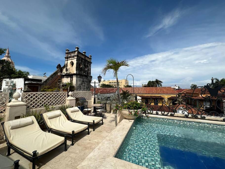 Amazing 7BR Mansion inside of the walled city