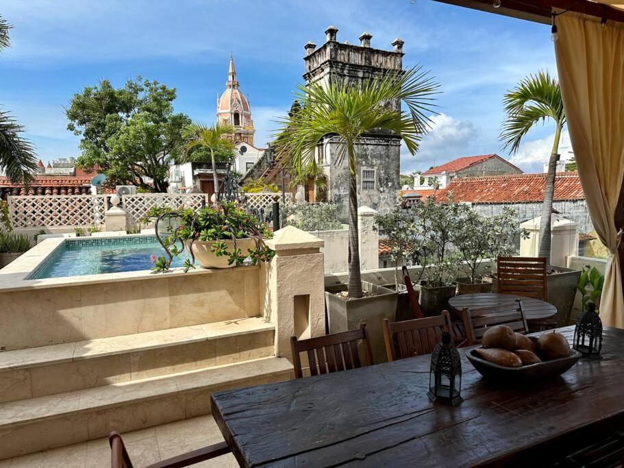 Amazing 7BR Mansion inside of the walled city