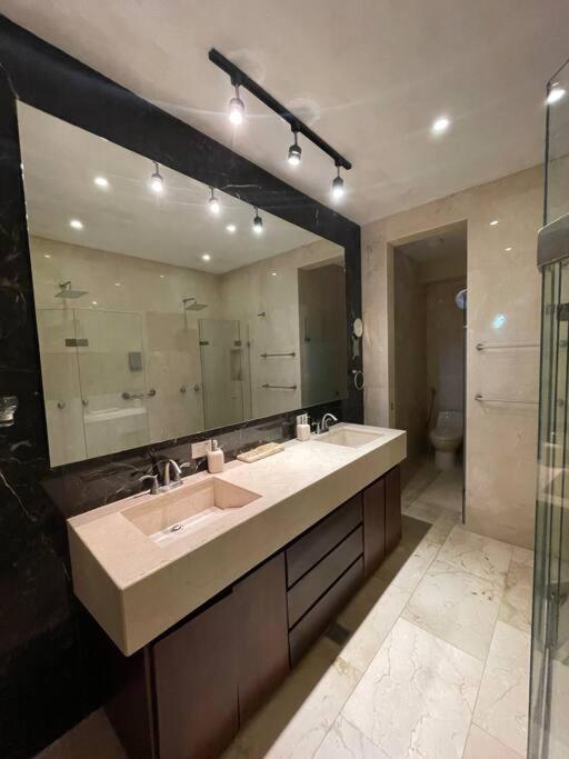 Amazing 7BR Mansion inside of the walled city