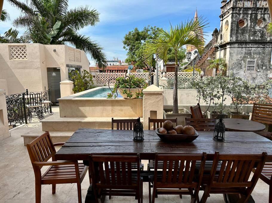 Amazing 7BR Mansion inside of the walled city