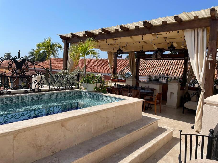 Amazing 7BR Mansion inside of the walled city