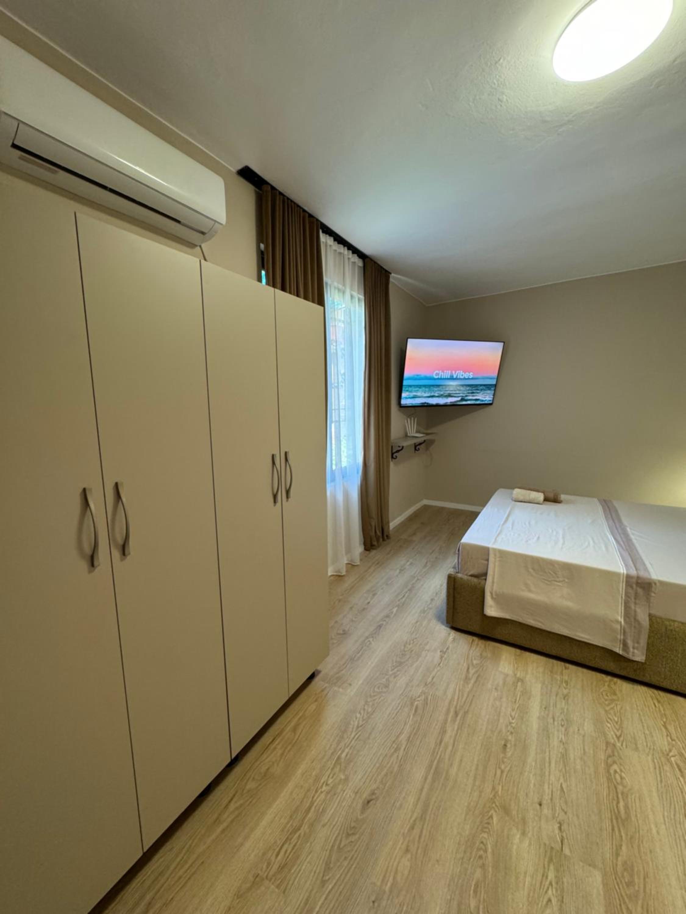 Bejart Apartment 6