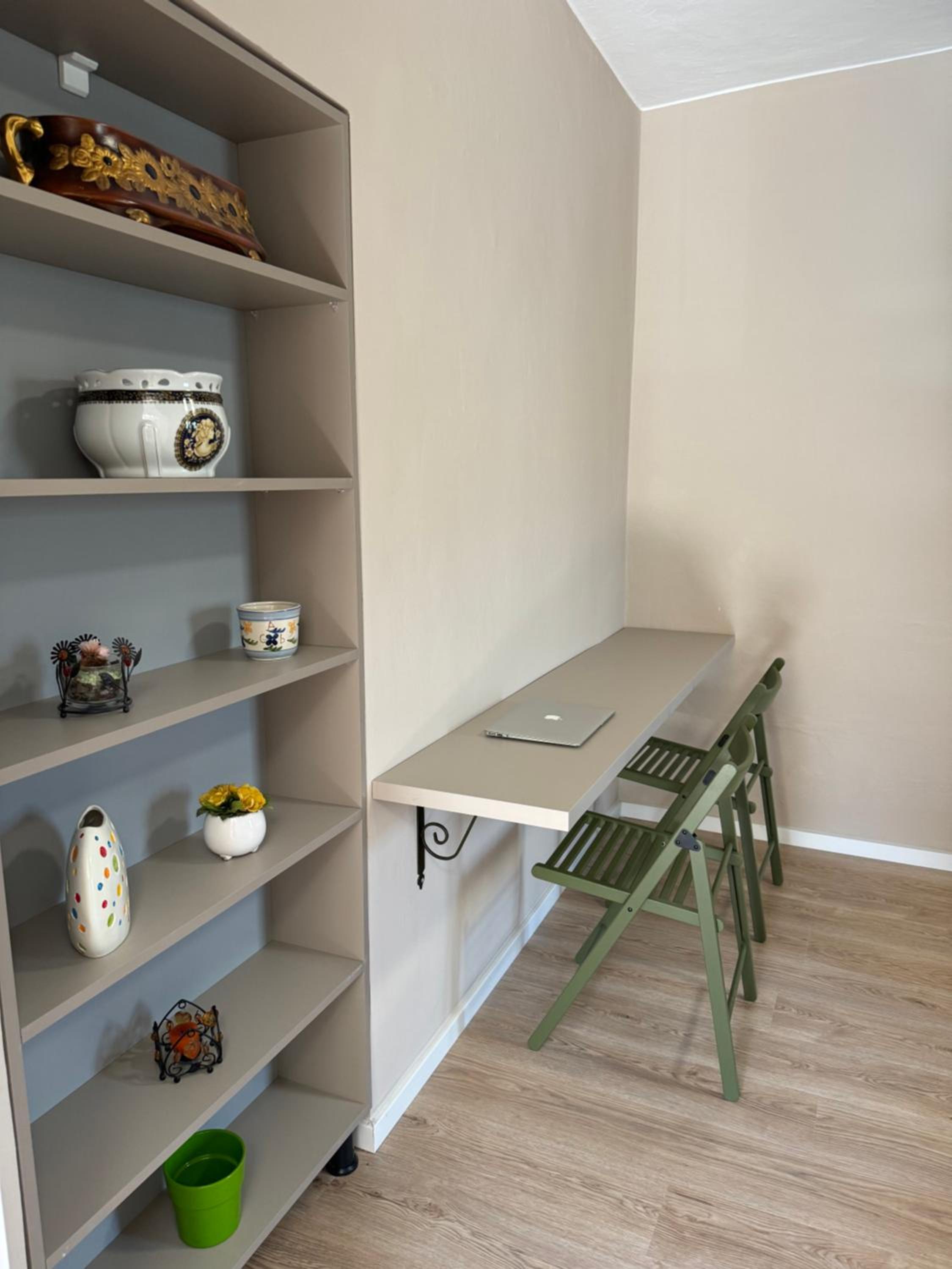 Bejart Apartment 6