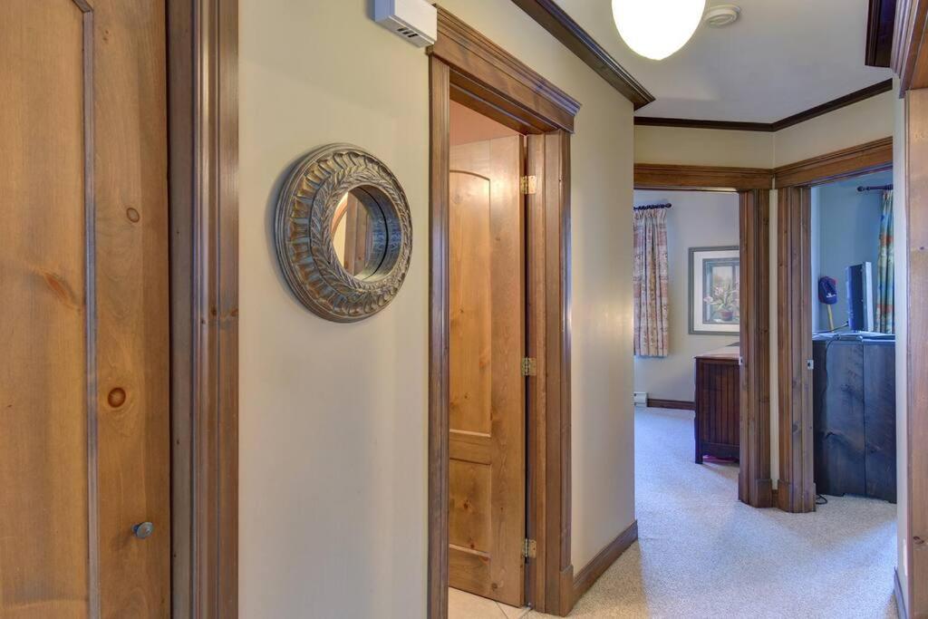 Manoirs-Luxury Golf - 1KM to Mont-Tremblant with AC