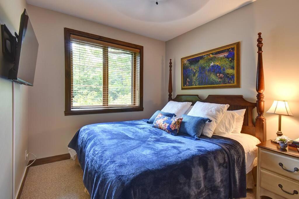 Manoirs-Luxury Golf - 1KM to Mont-Tremblant with AC