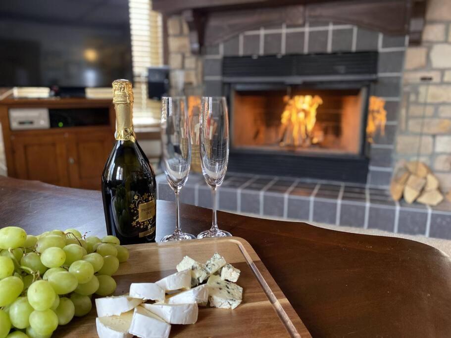 Manoirs-Luxury Golf - 1KM to Mont-Tremblant with AC