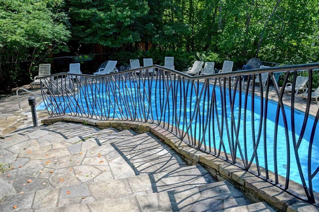 Manoirs-Luxury Golf - 1KM to Mont-Tremblant with AC