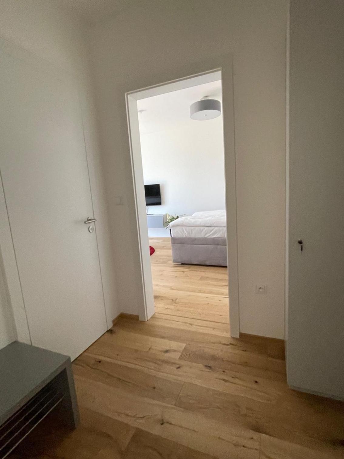 H52 Apartments