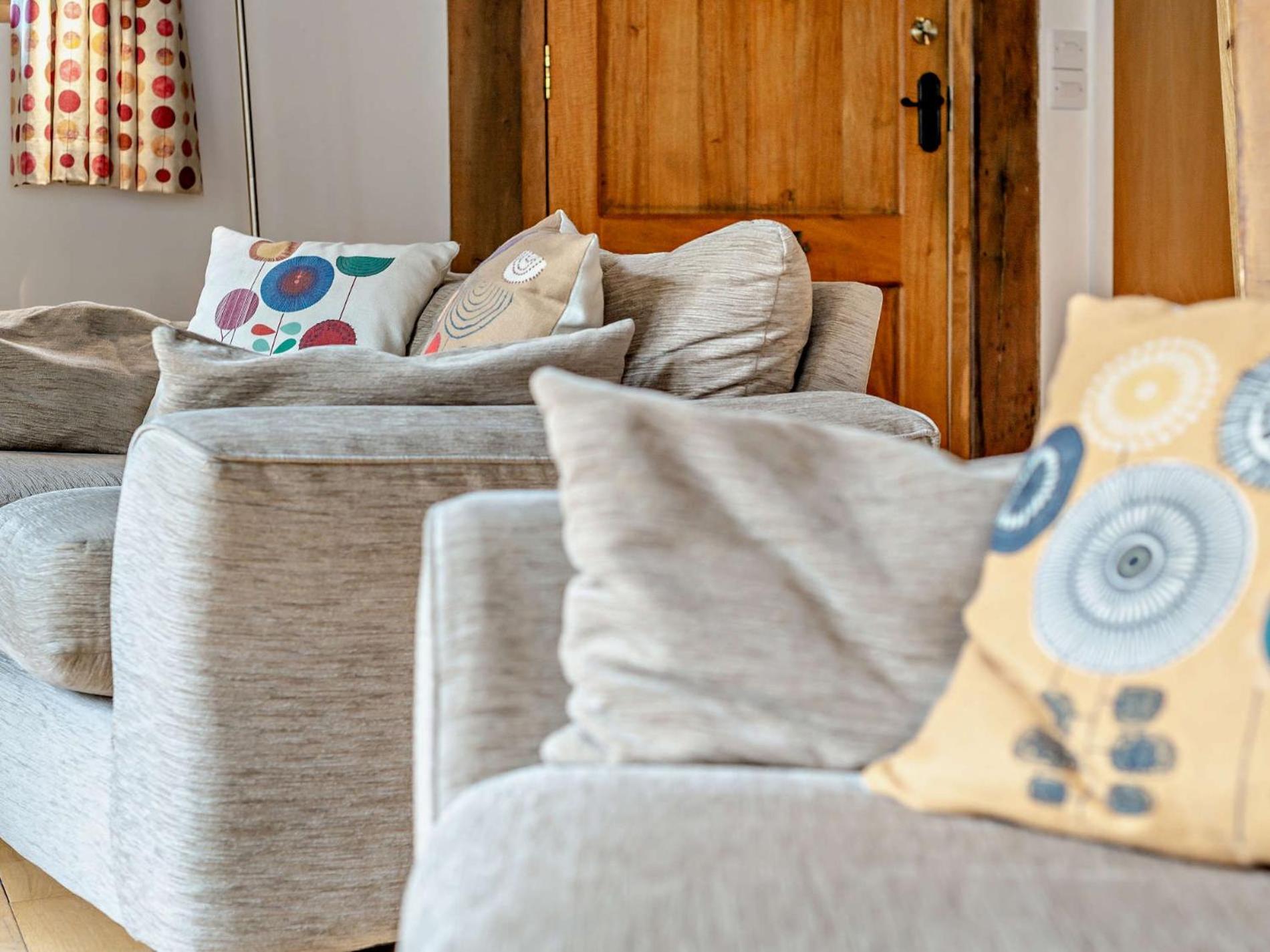 3 Bed in Camelford oc-pendw view 5