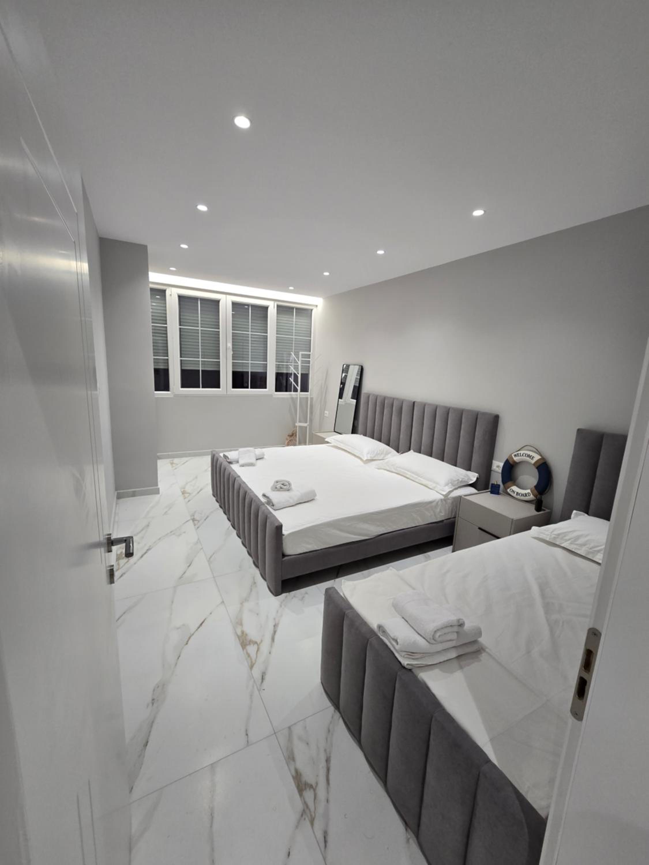Prestige Beach Apartment