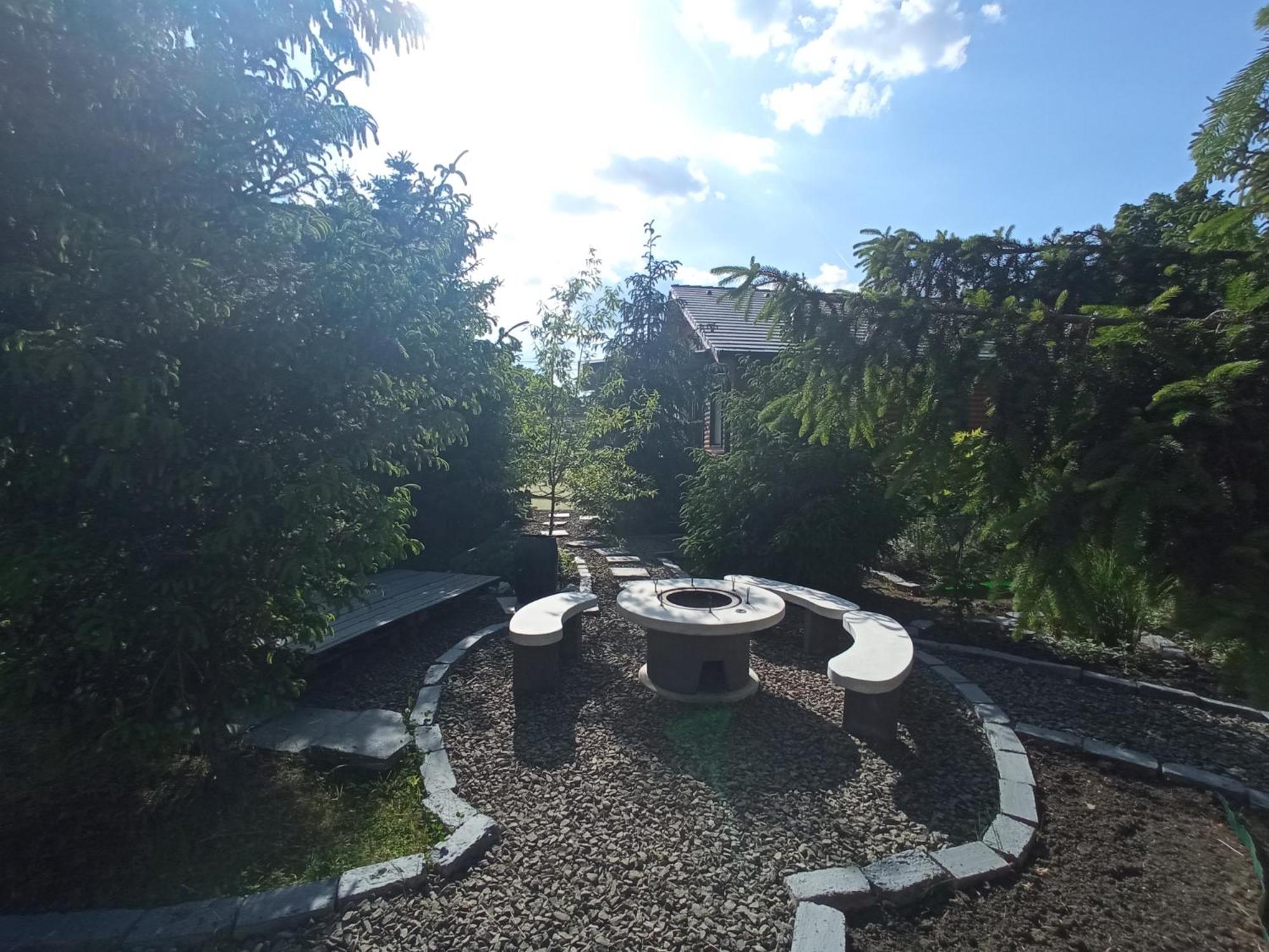 Photo 21