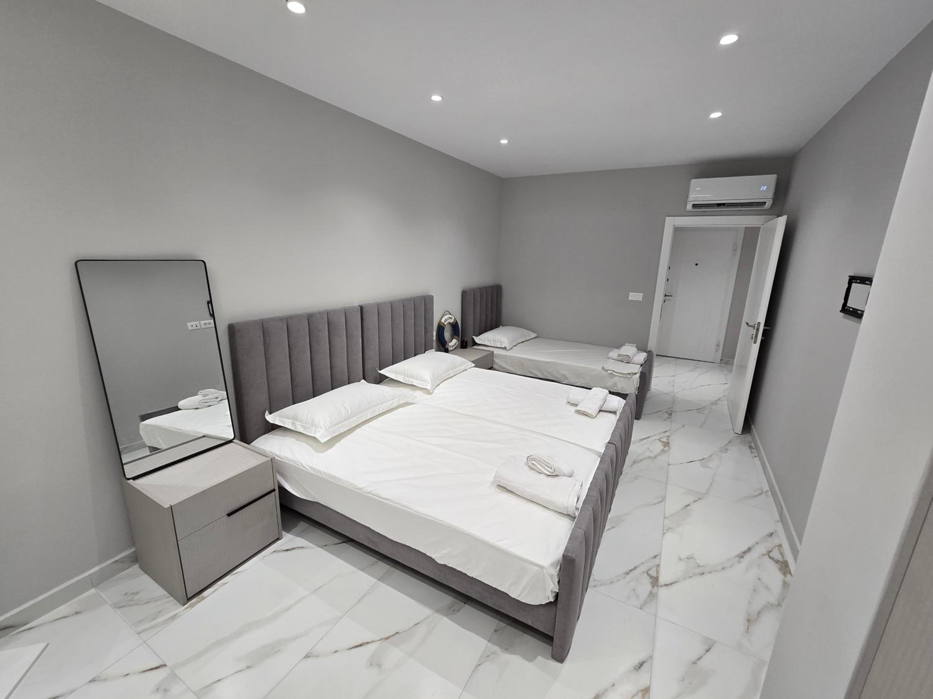 Prestige Beach Apartment