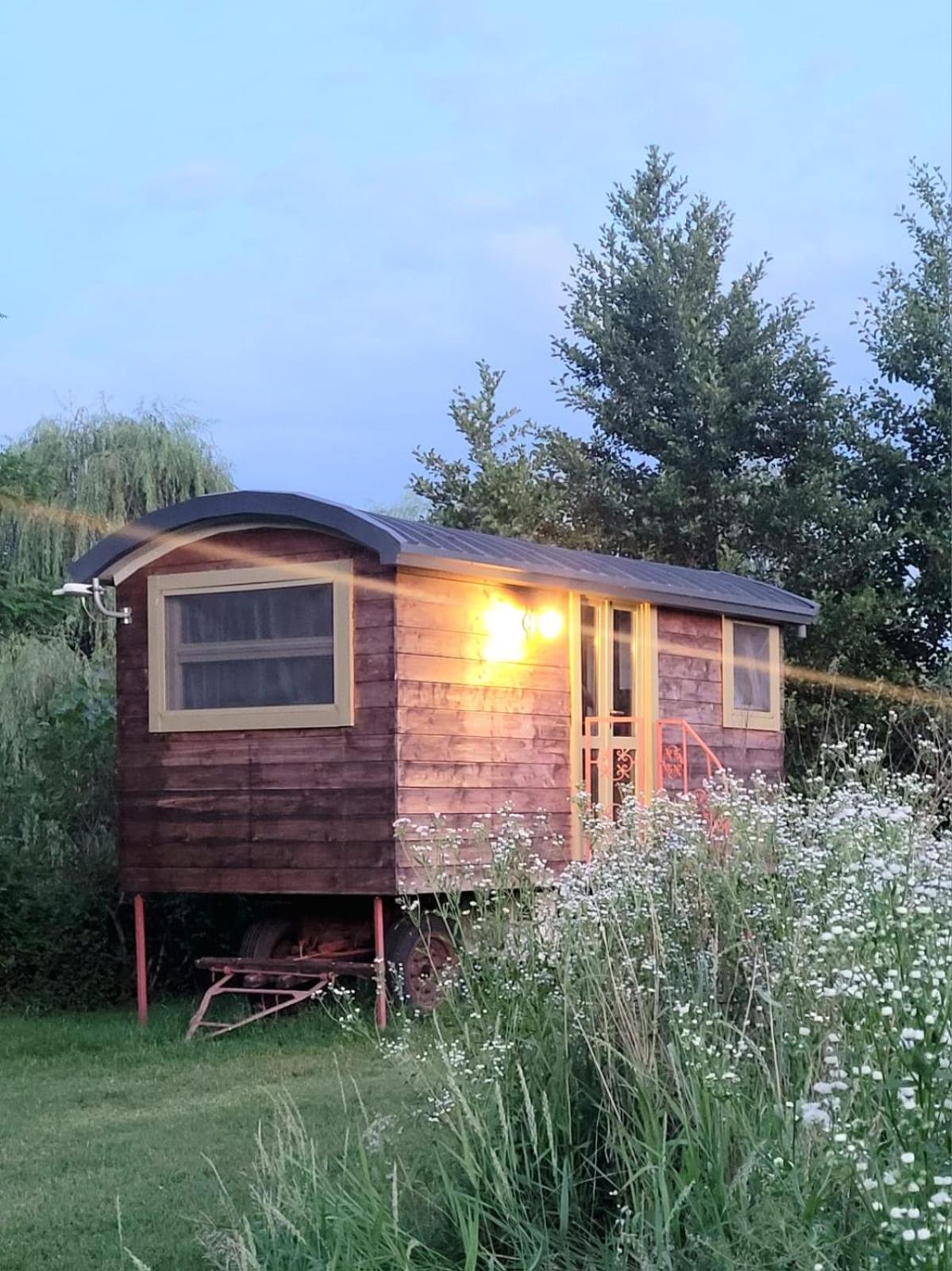Glamping Casetta sul lago view 4