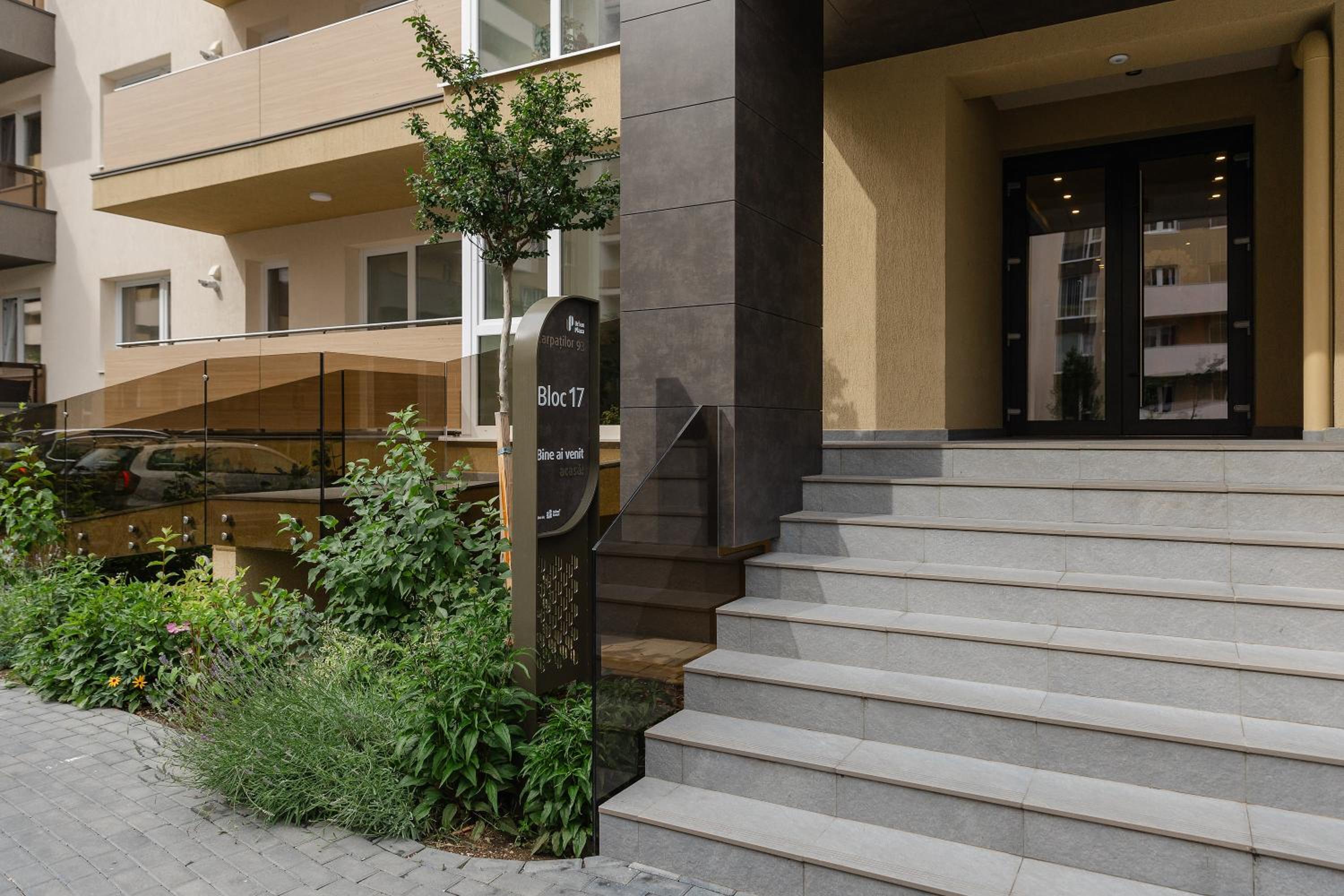 THO Luxury Residence