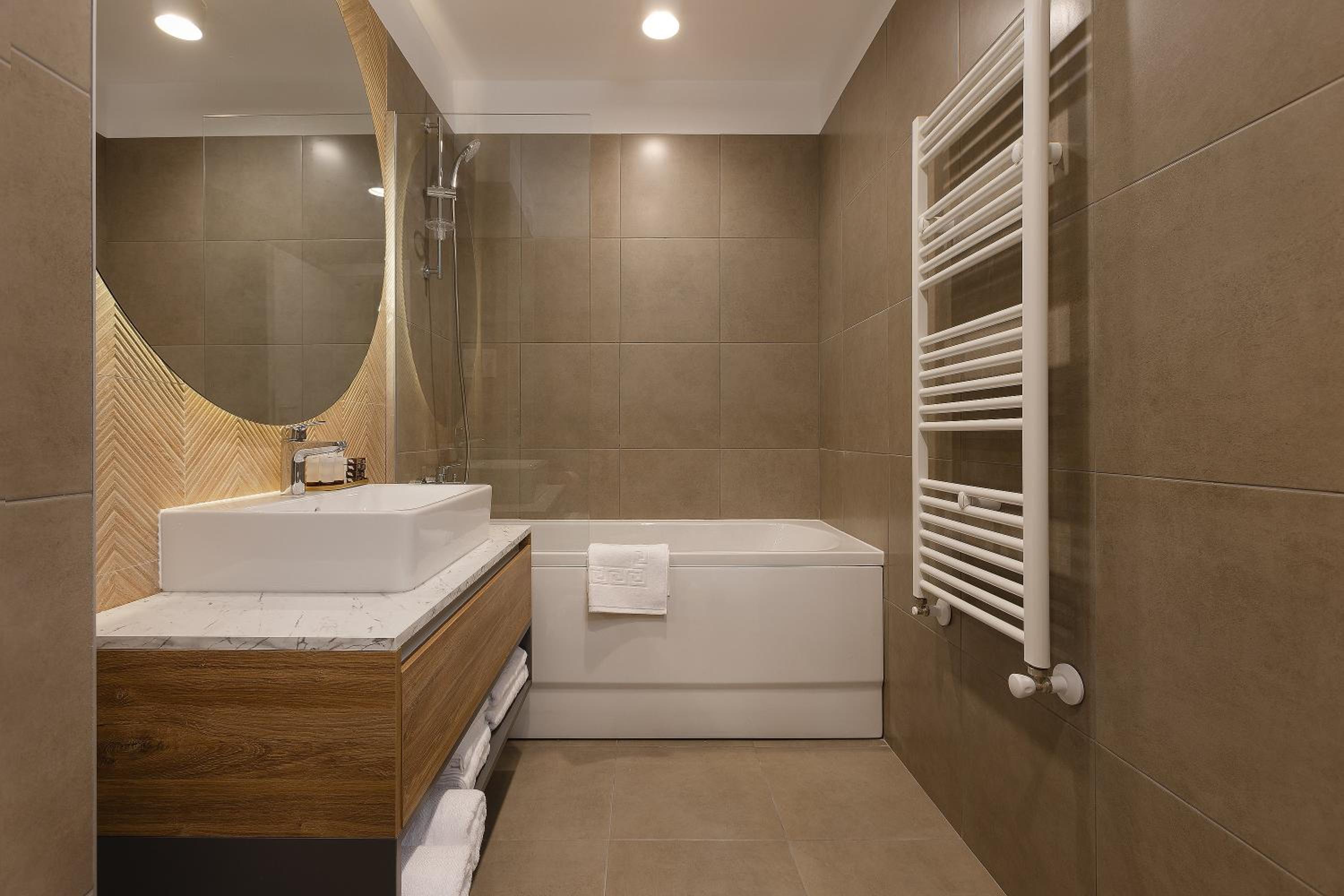 THO Luxury Residence
