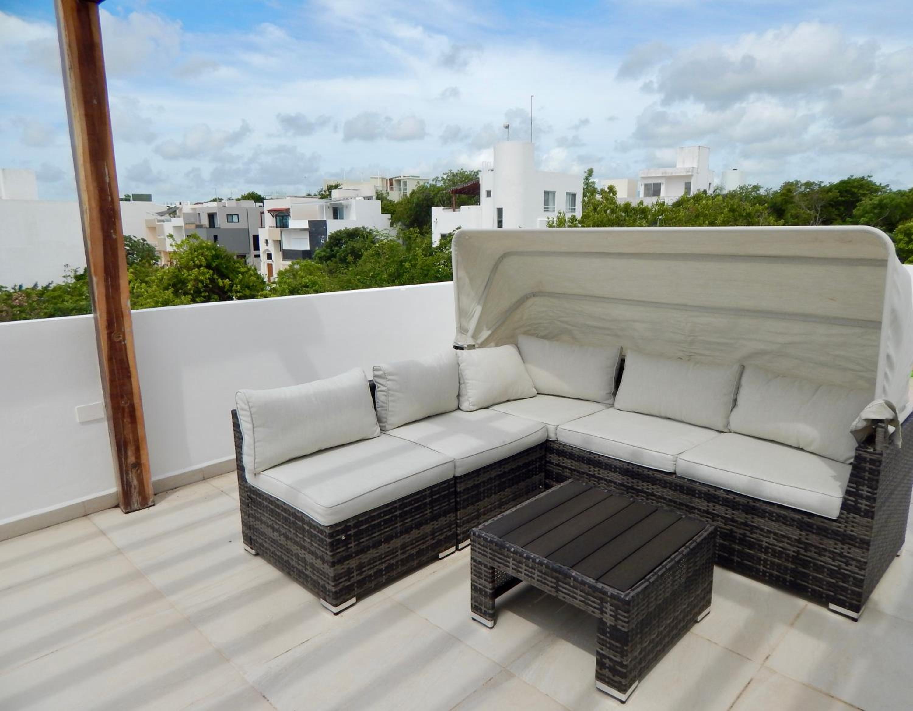 2 BR-house in Puerto Morelos with stunning view view 4