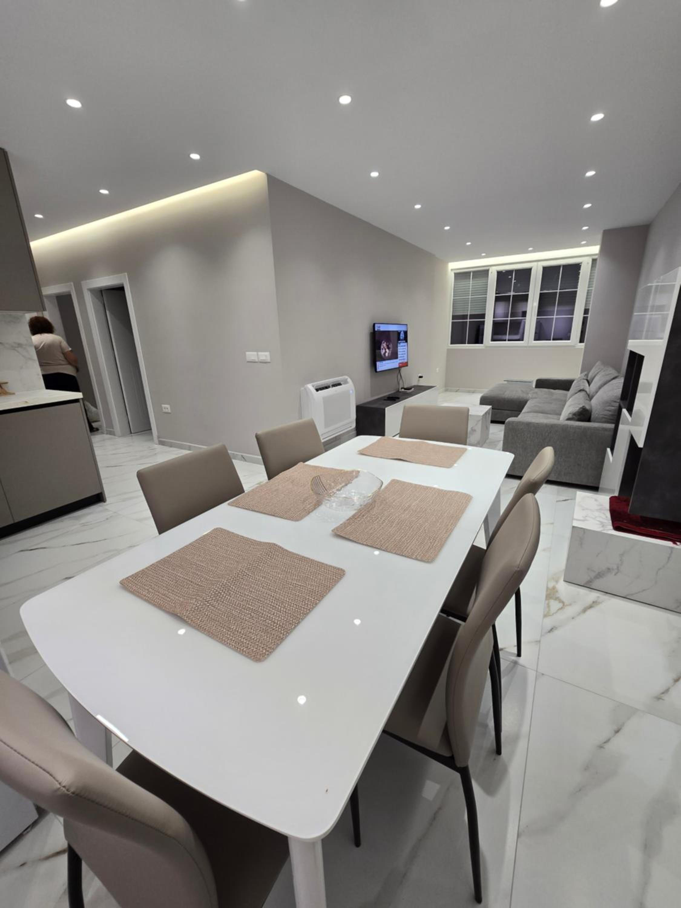 Prestige Beach Apartment