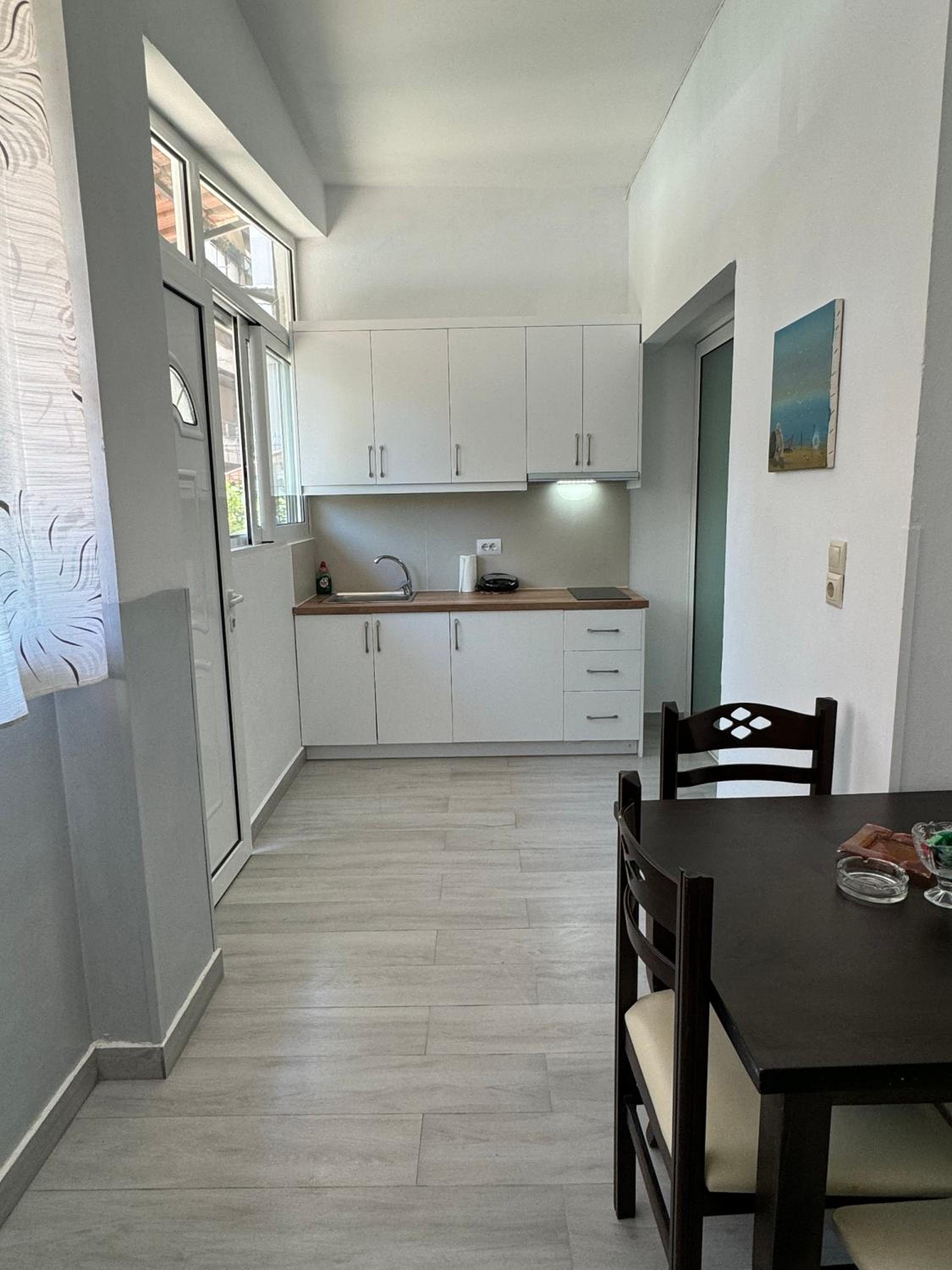 Dadaj Apartments