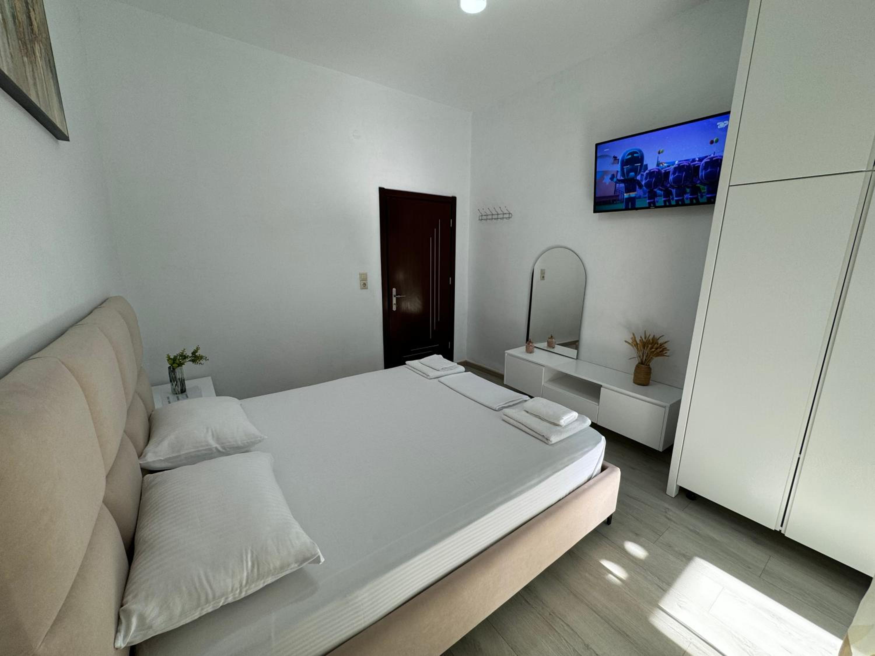Dadaj Apartments