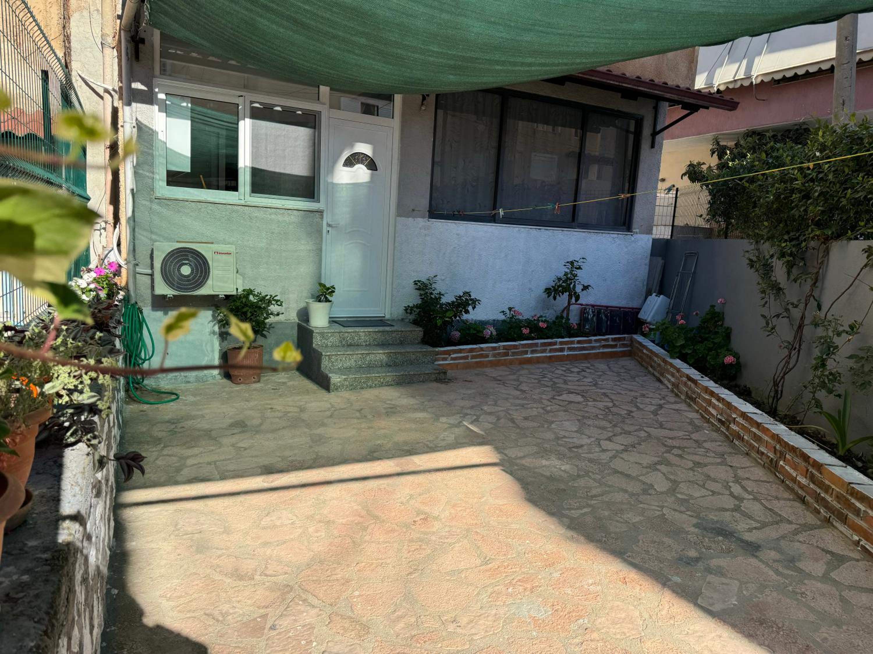 Dadaj Apartments
