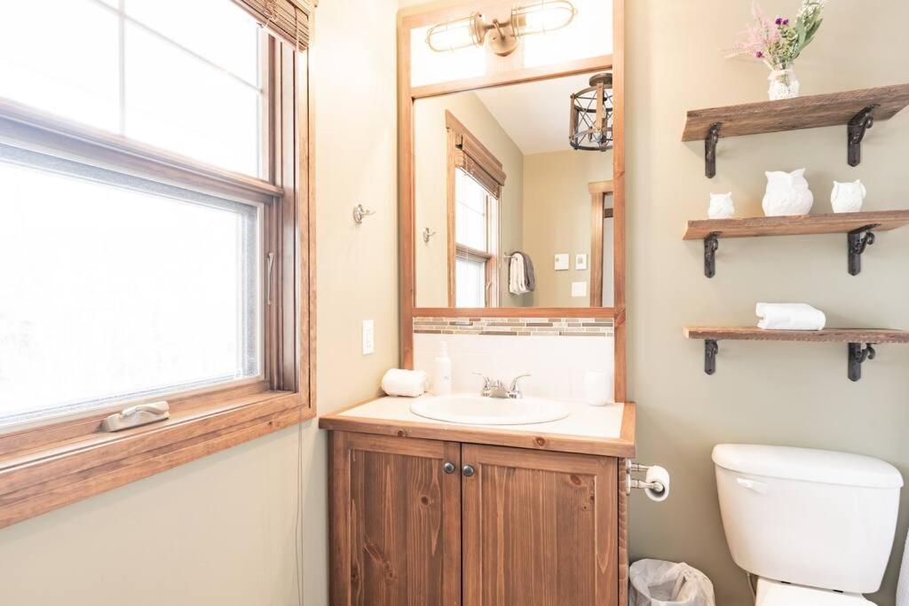 Les Eaux Tremblant - Luxury Chalet with Pool & Spa and AC