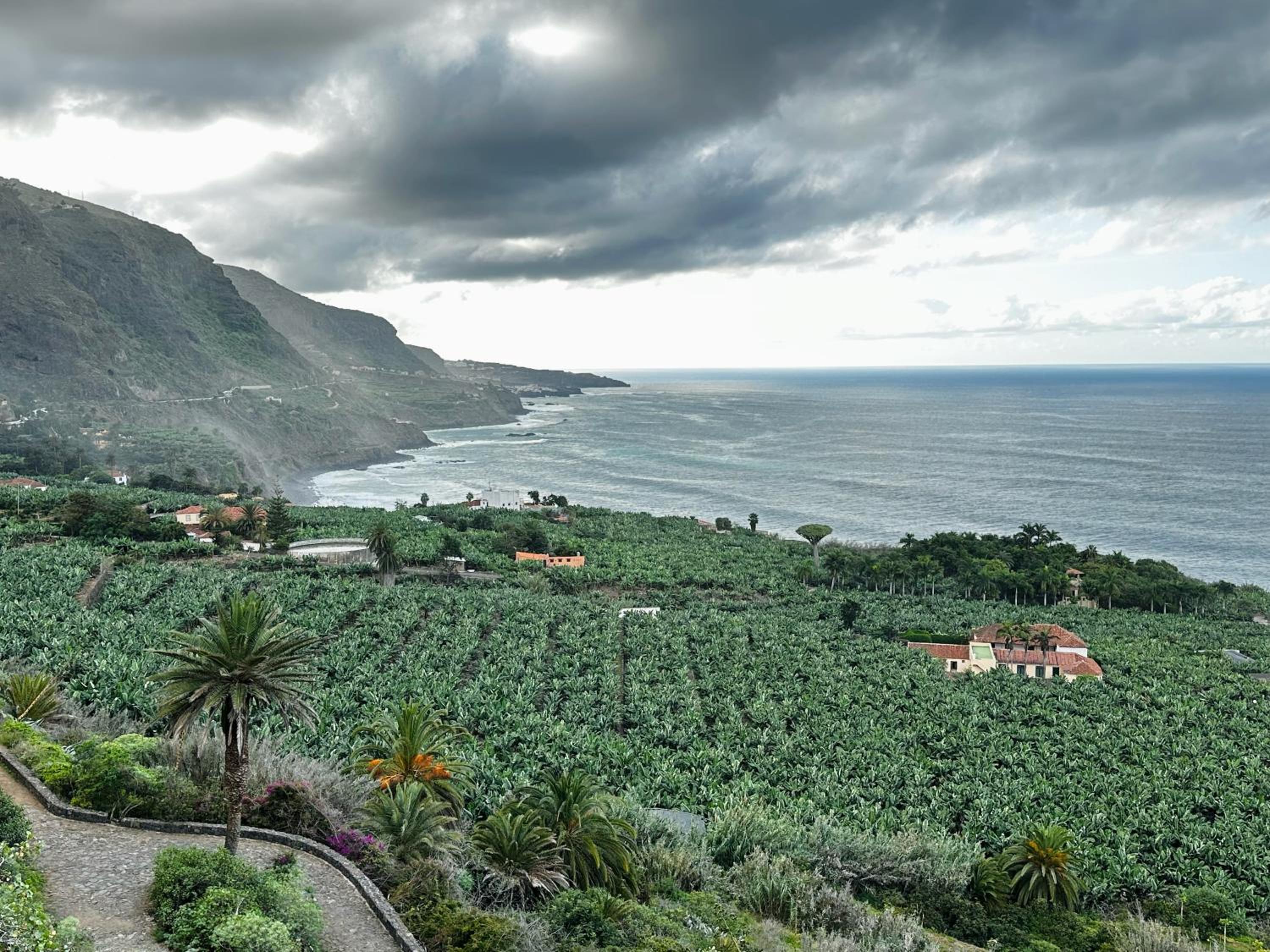 Finca mit Meerblick und Jacuzzi