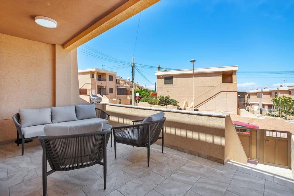 Villa Lenka-beach house at La Mata-right by the beach view 4