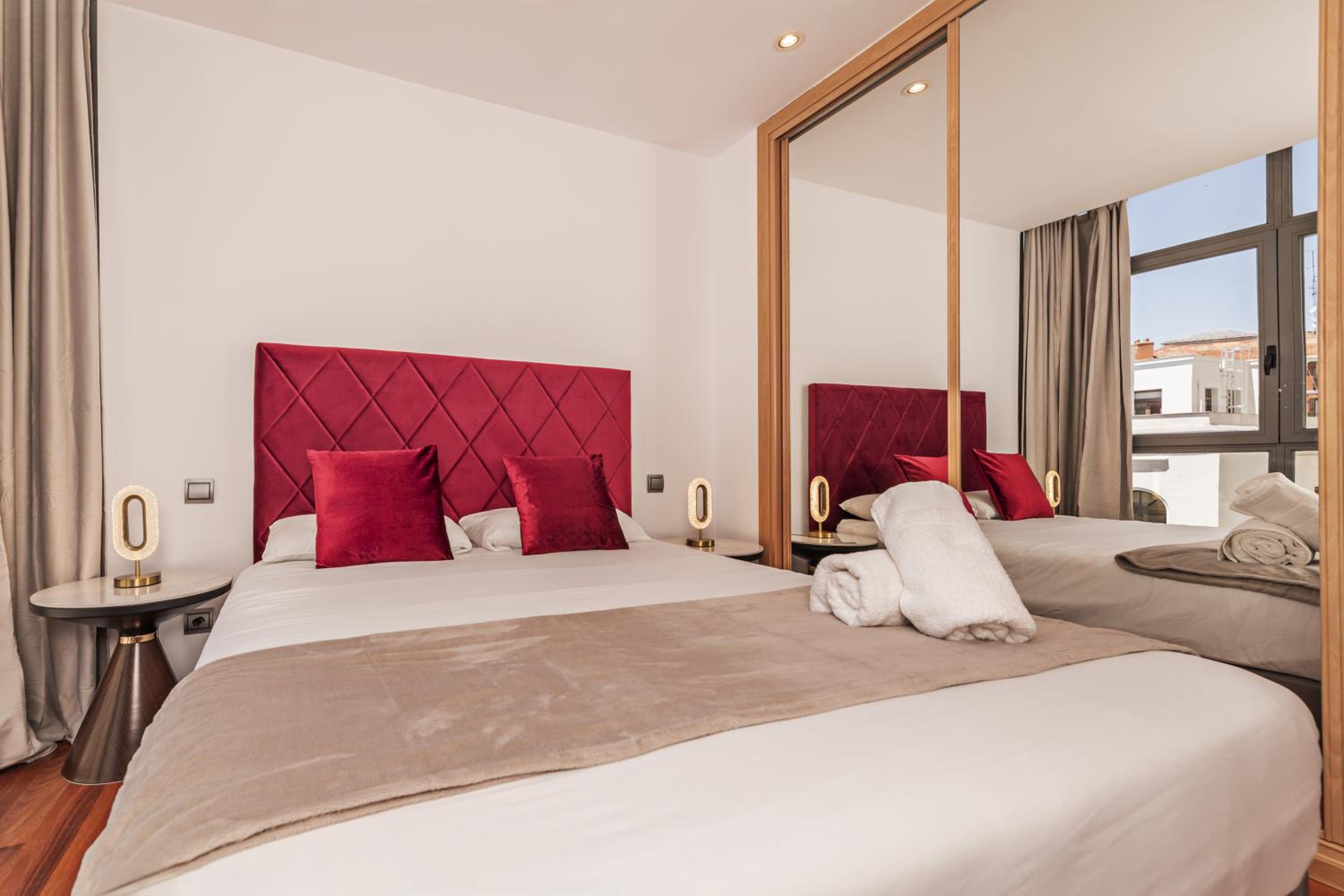 Luxury apartments in Barrio Palacio