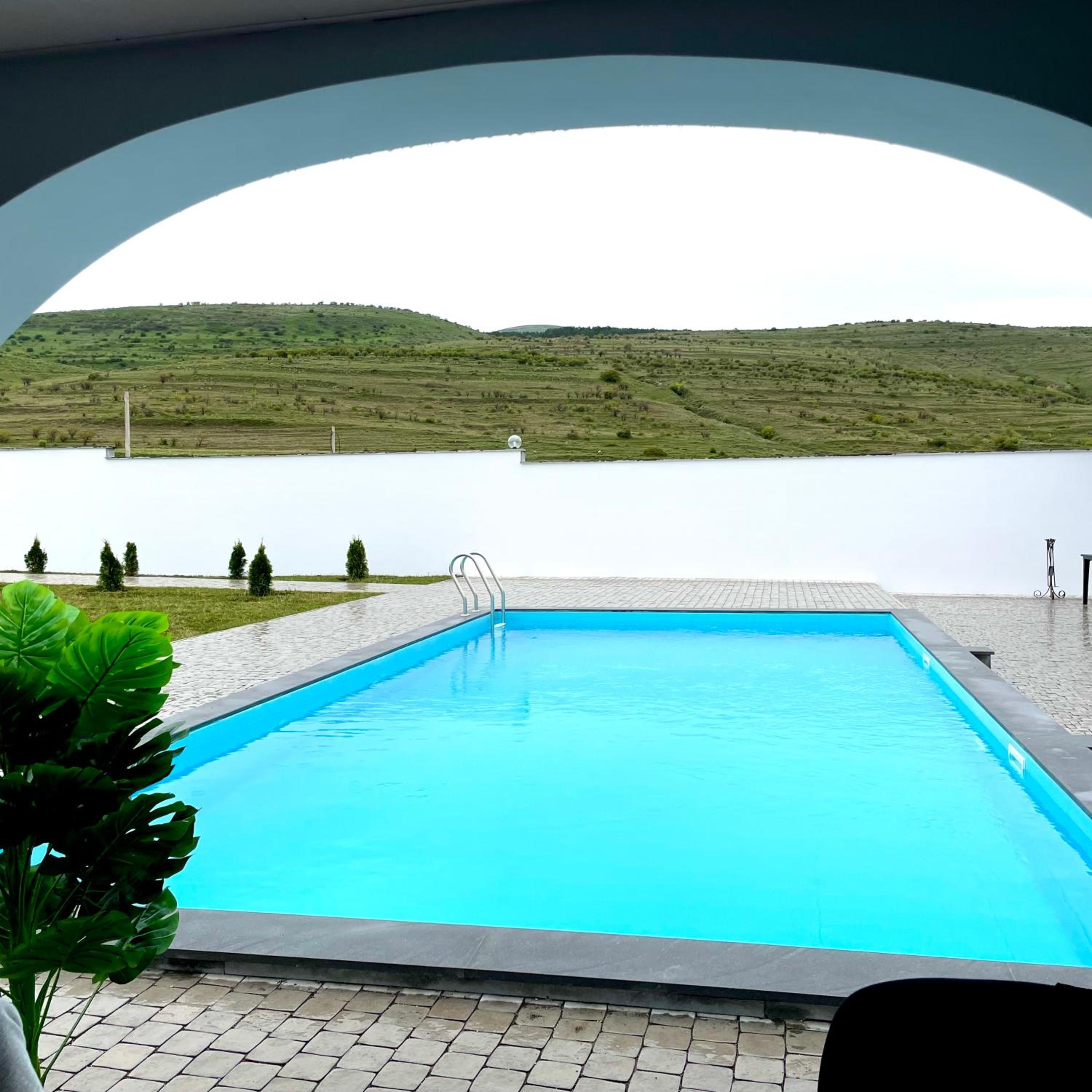 White Villa Armenia