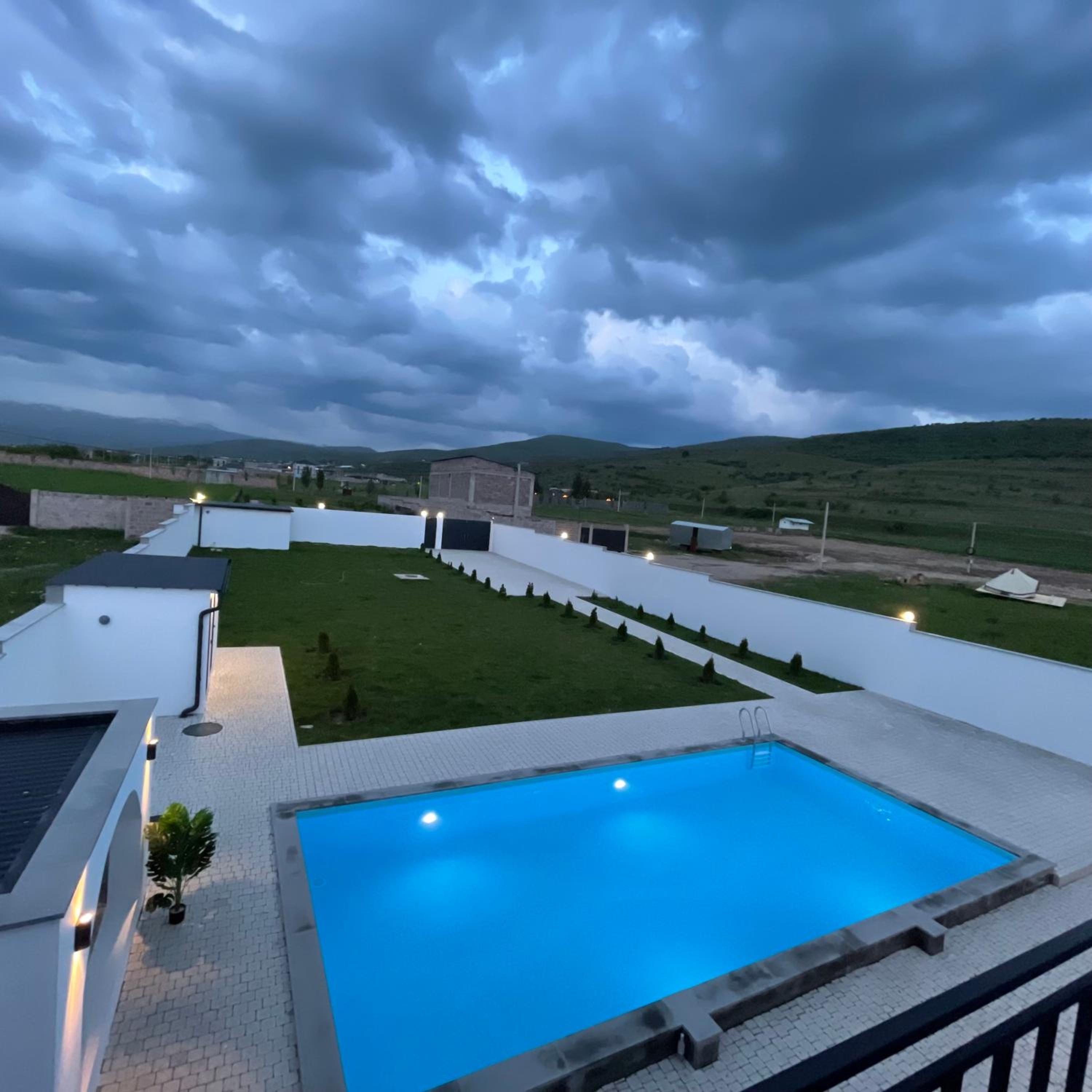 White Villa Armenia