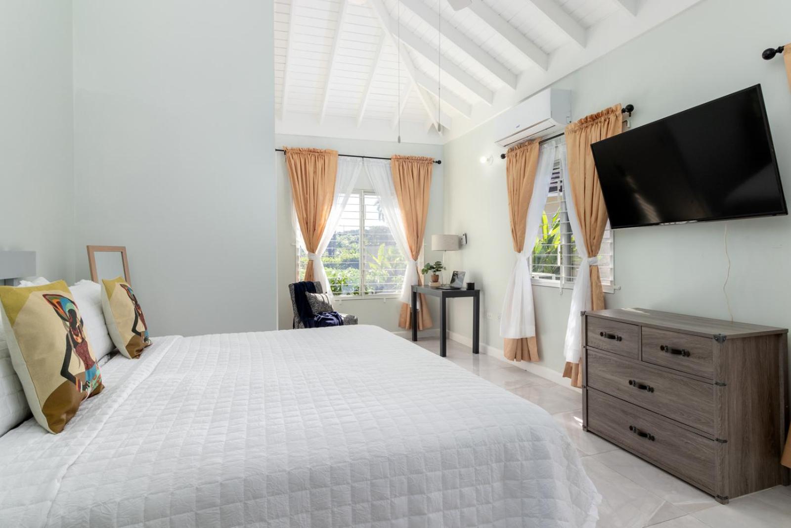 Draxhall Beach Access Gated Community Full Air Con view 3