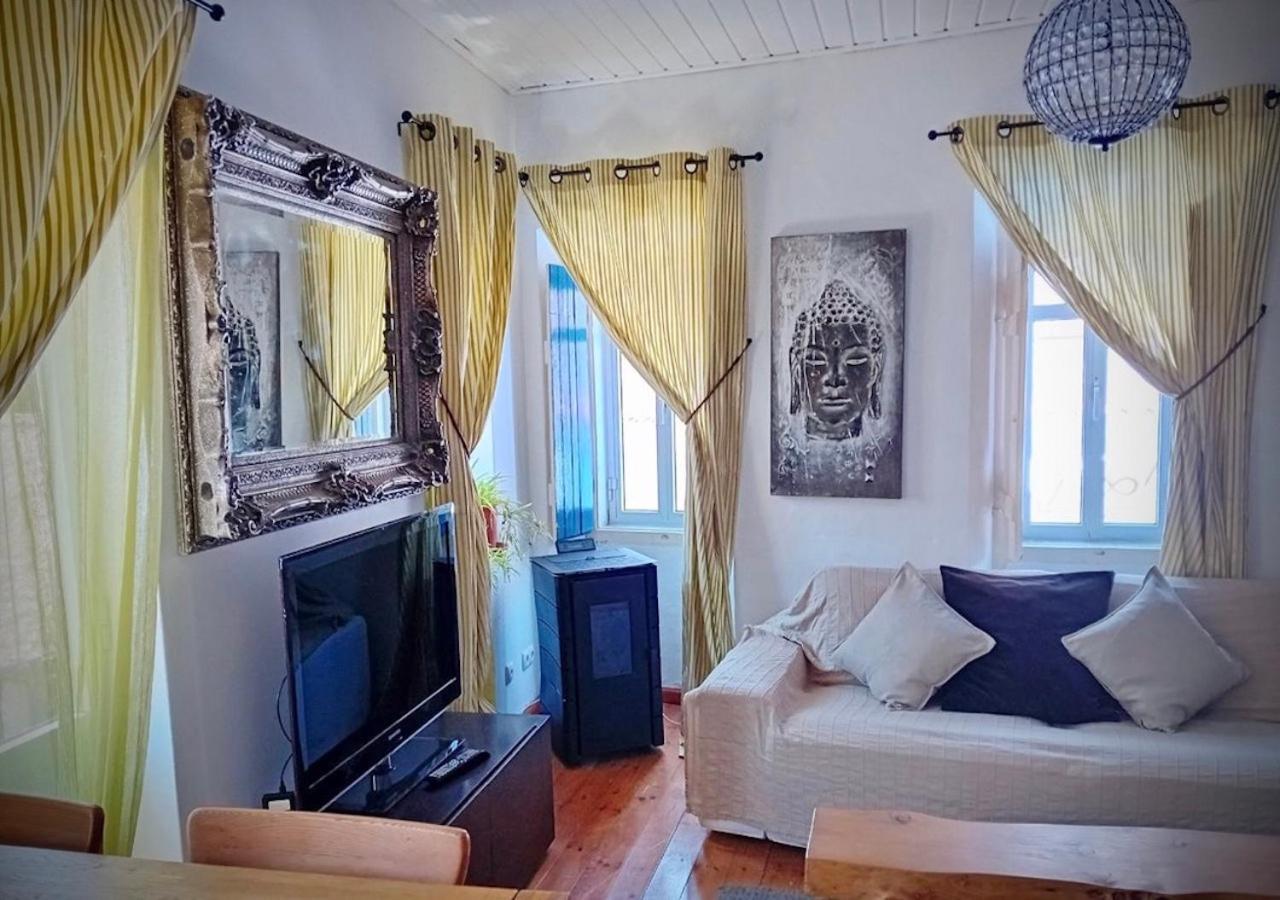 The Corner House - Charming Rustic Home in the Heart of Monchique view 4
