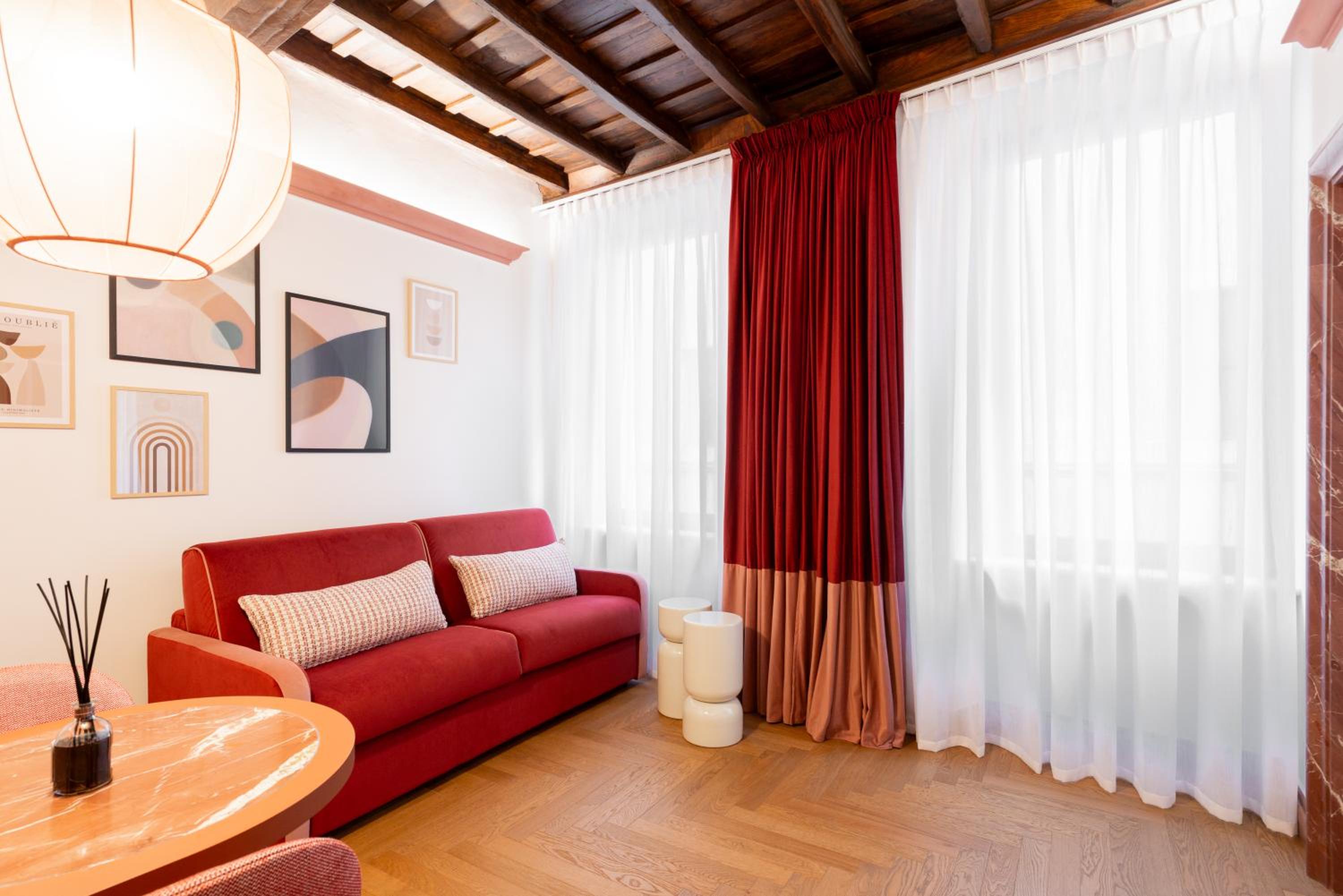 My Trevi Suite & Apartment