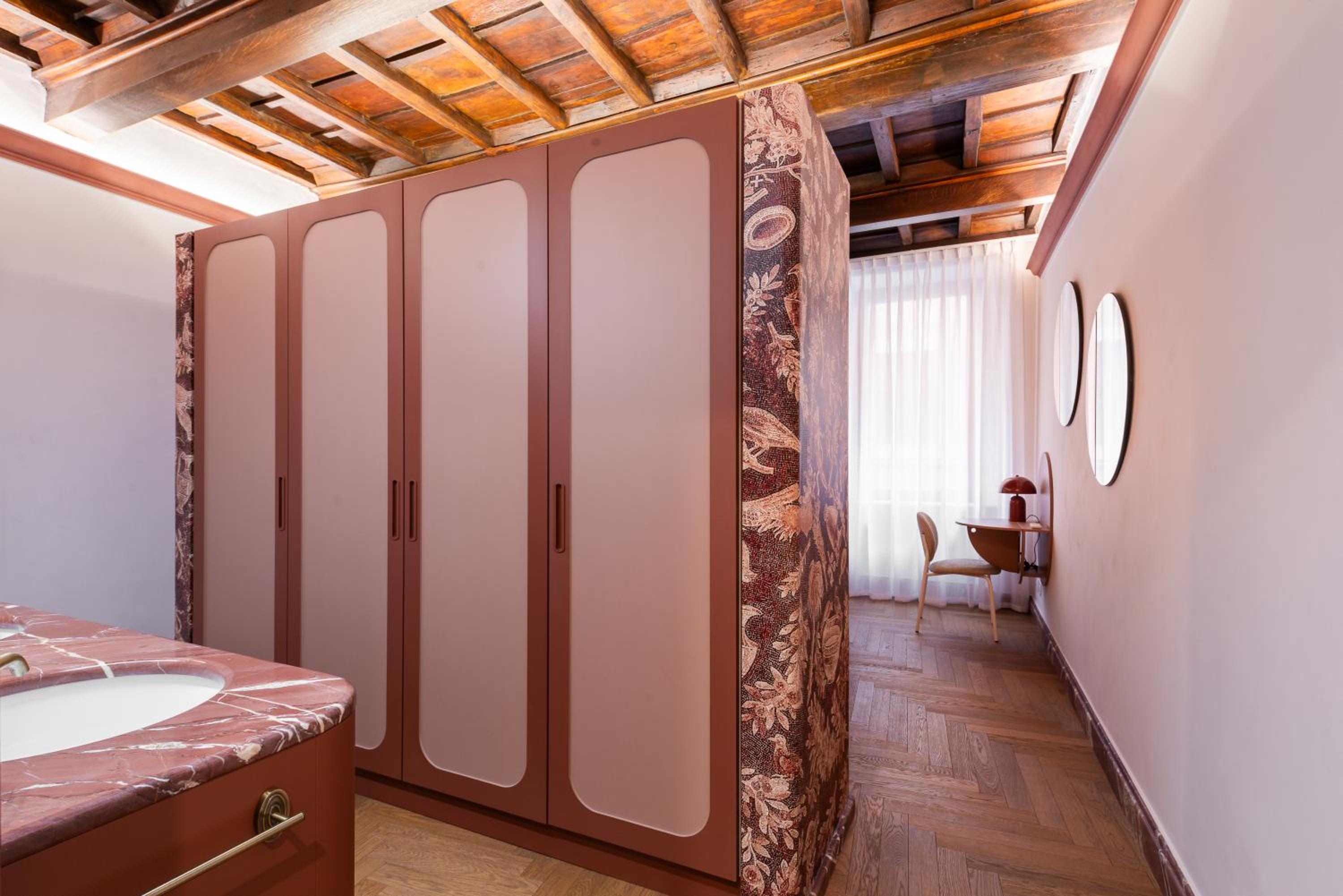 My Trevi Suite & Apartment