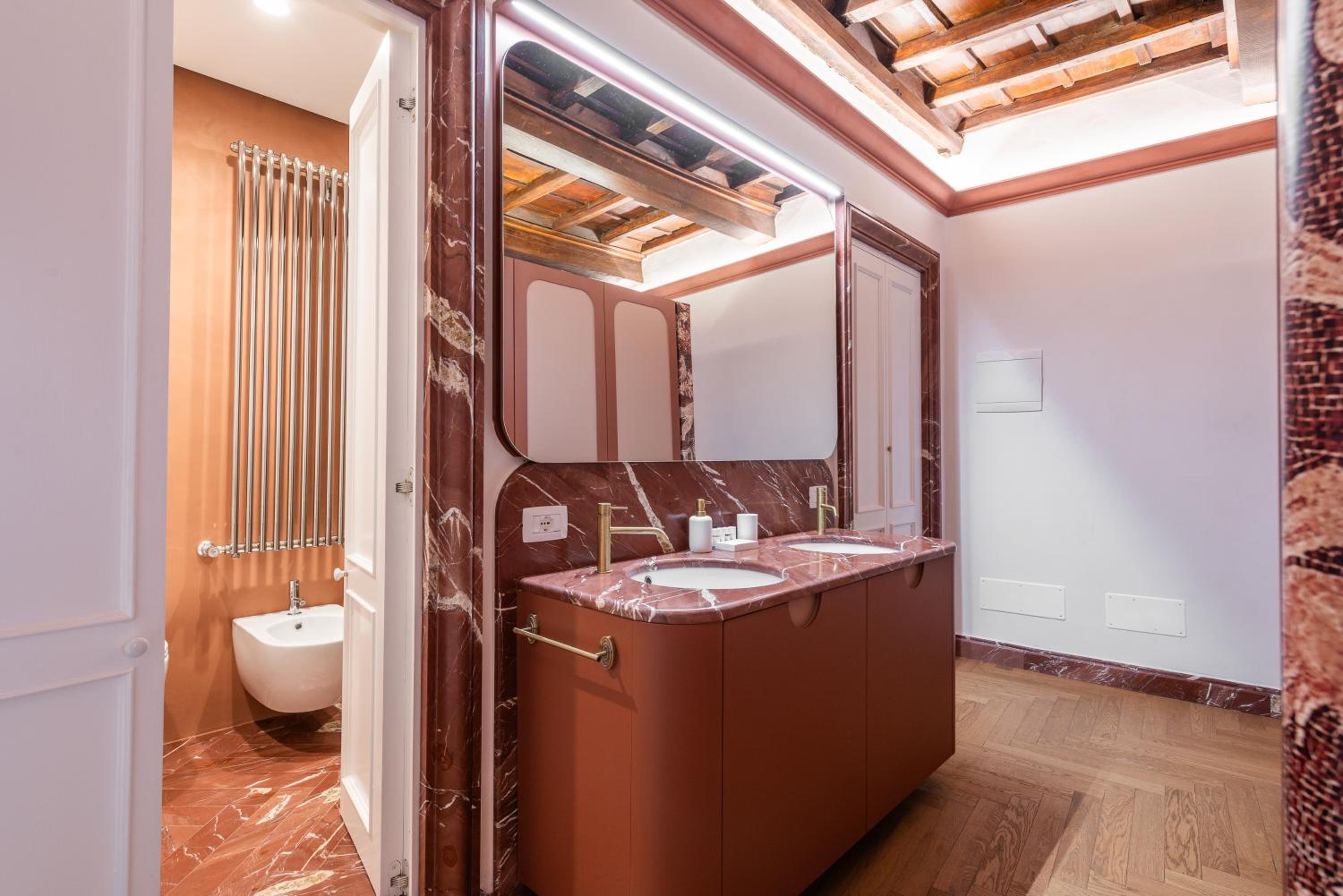 My Trevi Suite & Apartment