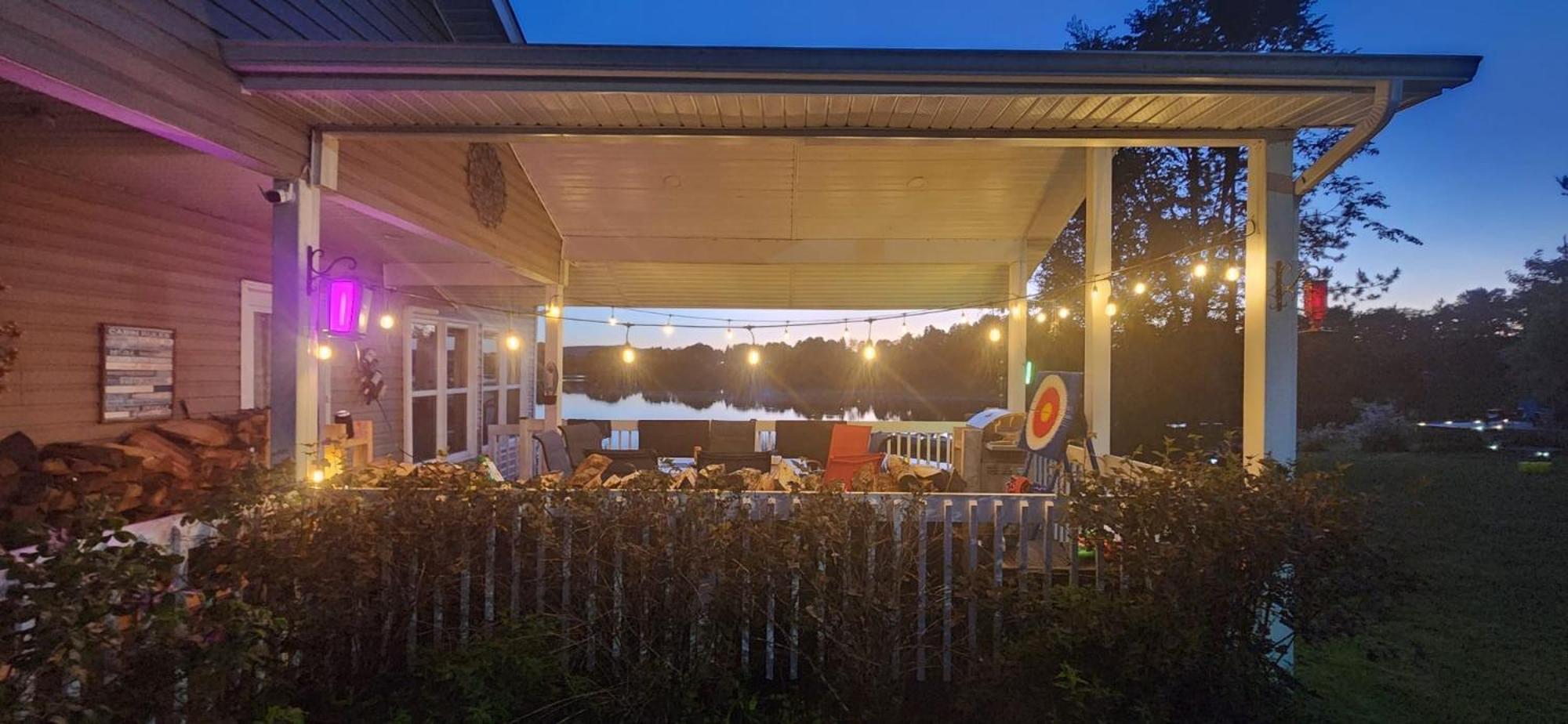 Le Duc on the Lake - Cozy waterfront Cottage